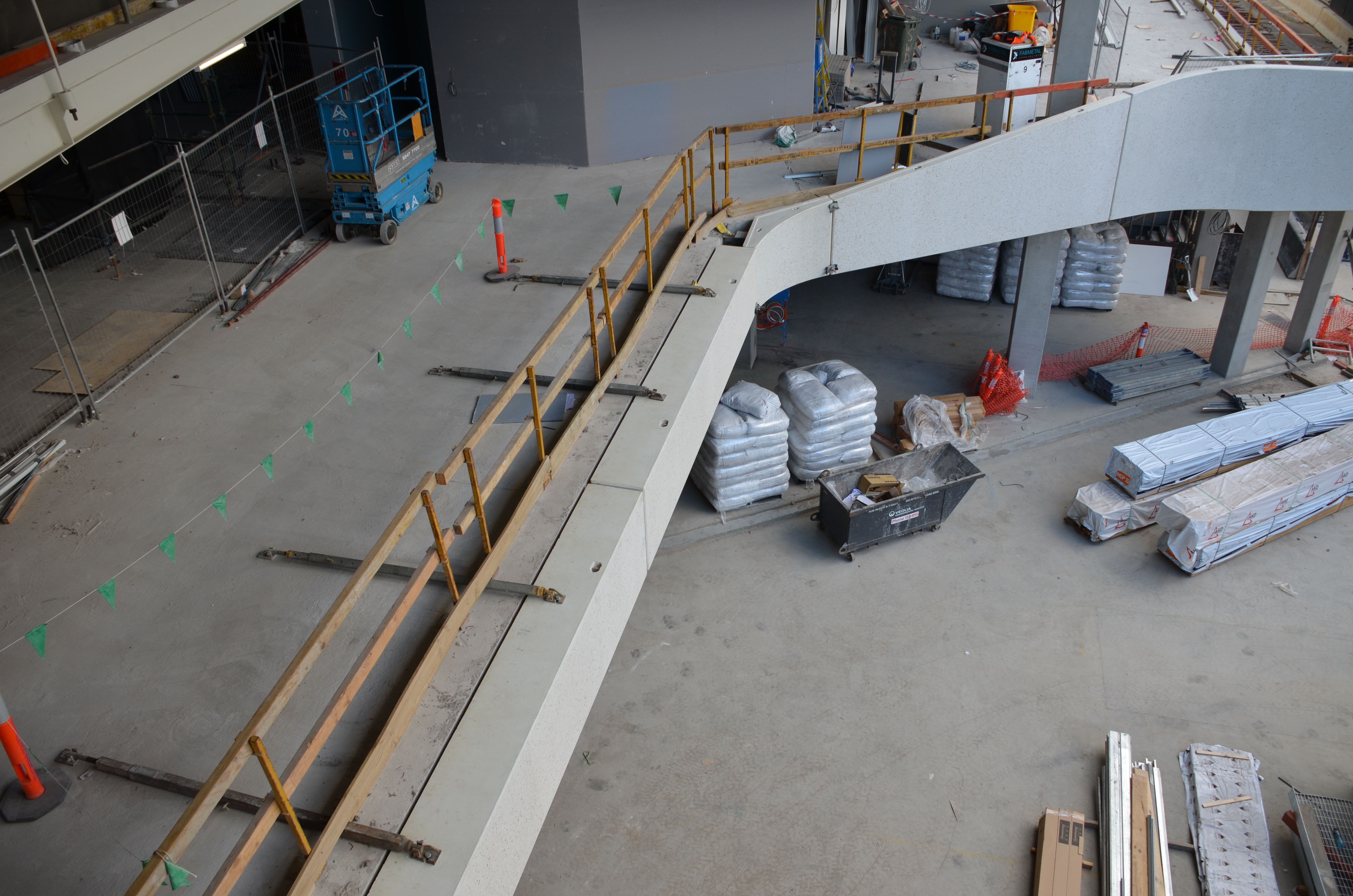 https://archive.abp.unimelb.edu.au/objects/images/Construction/Images/Facades/Precast concrete/Levels 1-5/DSC_6432.JPG https://archive.abp.unimelb.edu.au/objects/images/Construction/Images/Facades/Precast concrete/Levels 1-5/DSC_6432.JPG