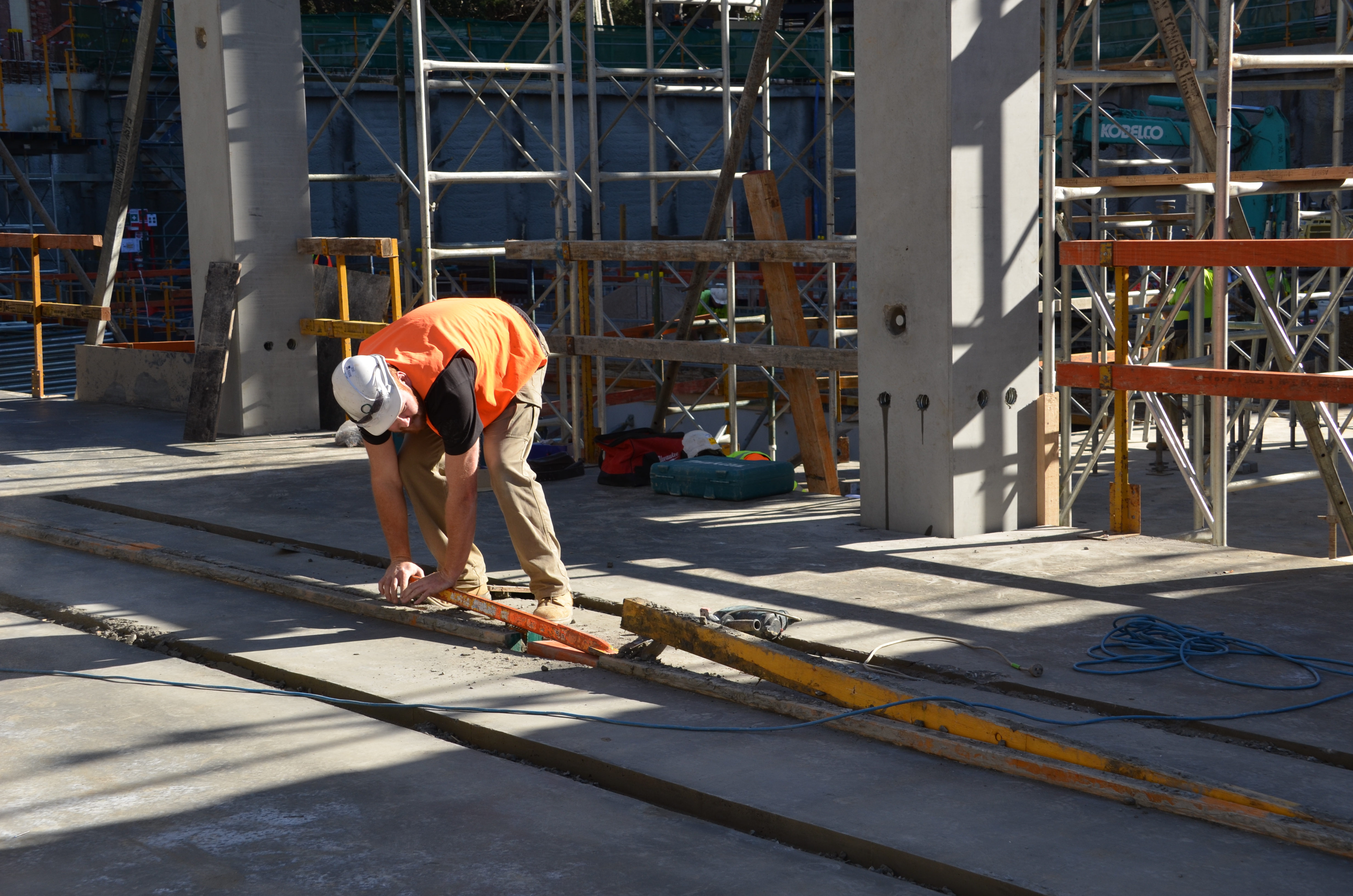 https://archive.abp.unimelb.edu.au/objects/images/Construction/Images/Basement/Basement ground slabs/DSC_0915.JPG