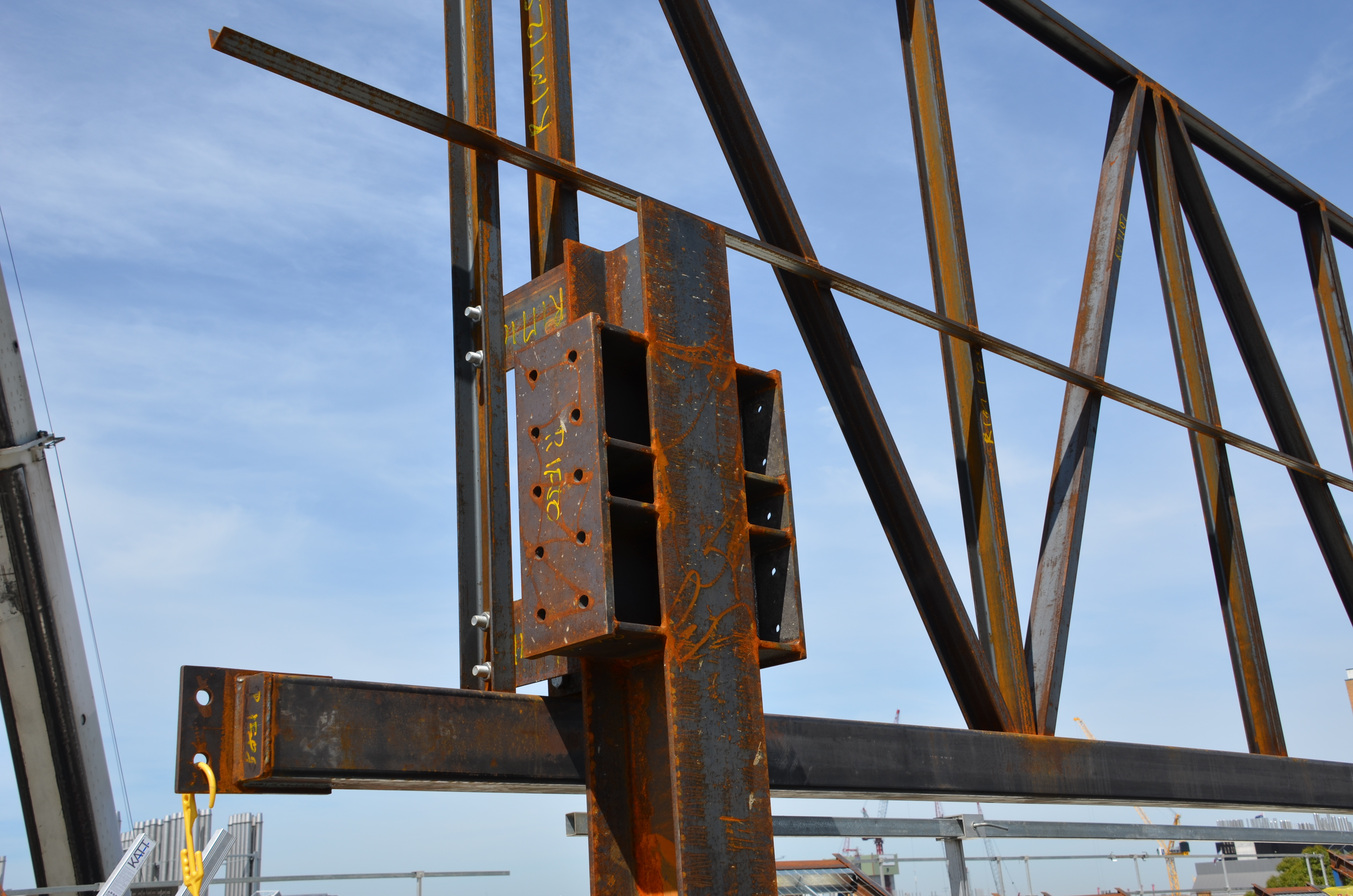 https://archive.abp.unimelb.edu.au/objects/images/Construction/Images/Structural steel/General roof/DSC_4497.JPG