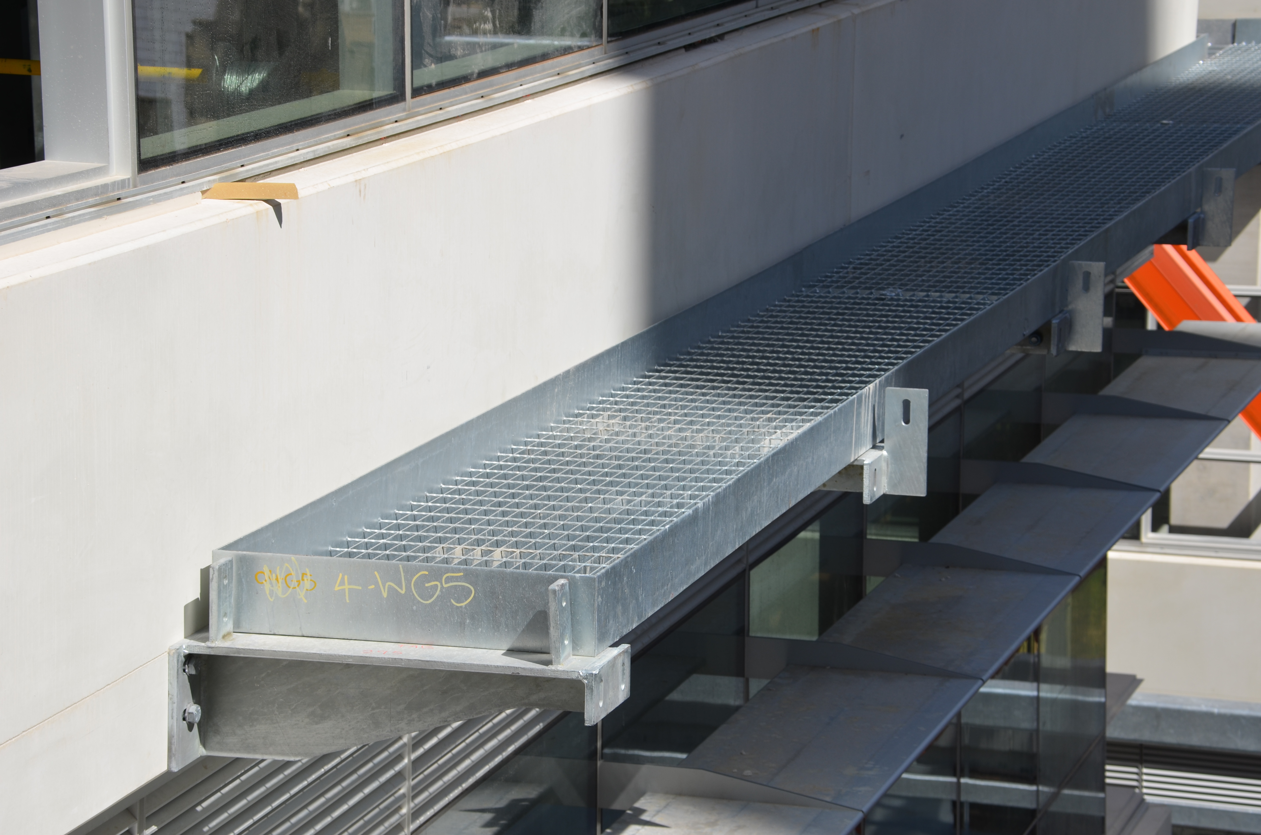 https://archive.abp.unimelb.edu.au/objects/images/Construction/Images/Facades/Zinc screens & access platforms/Zinc screens and frames/DSC_6272.JPG https://archive.abp.unimelb.edu.au/objects/images/Construction/Images/Facades/Zinc screens & access platforms/Zinc screens and frames/DSC_6272.JPG