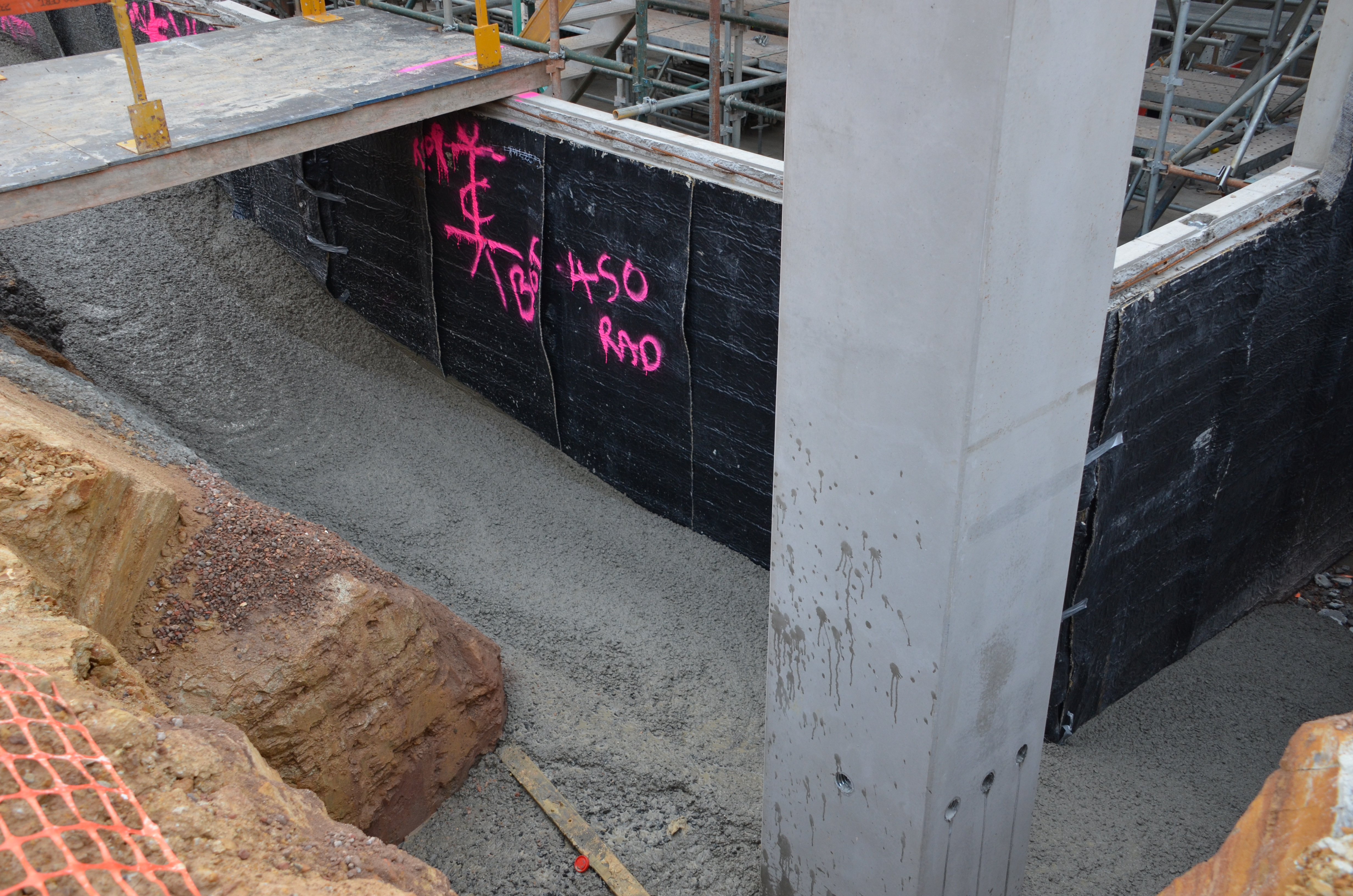 https://archive.abp.unimelb.edu.au/objects/images/Construction/Images/Precast structural concrete walls and columns/Basement/DSC_0673.JPG