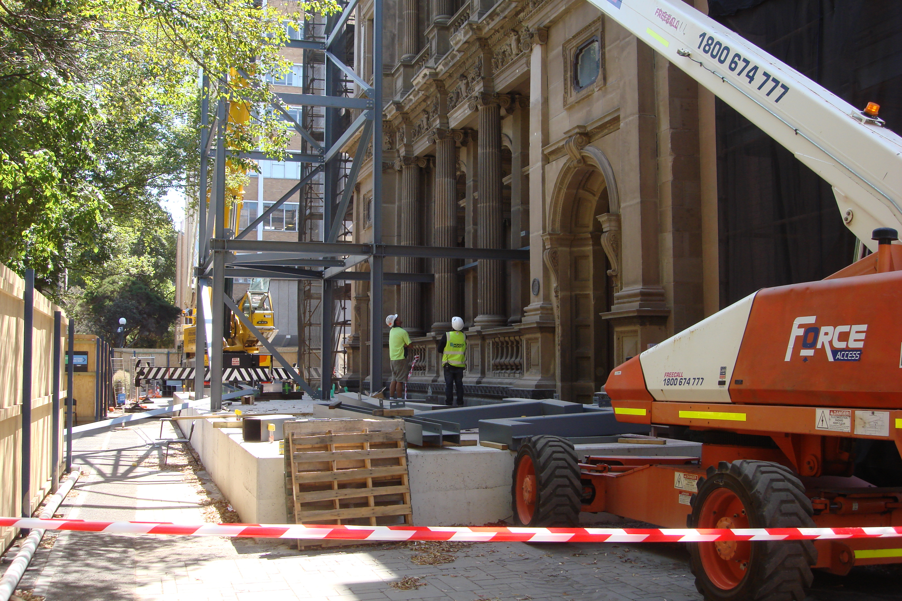 https://archive.abp.unimelb.edu.au/objects/images/Pre-construction/Joseph Reed facade works/DSC08225.JPG https://archive.abp.unimelb.edu.au/objects/images/Pre-construction/Joseph Reed facade works/DSC08225.JPG