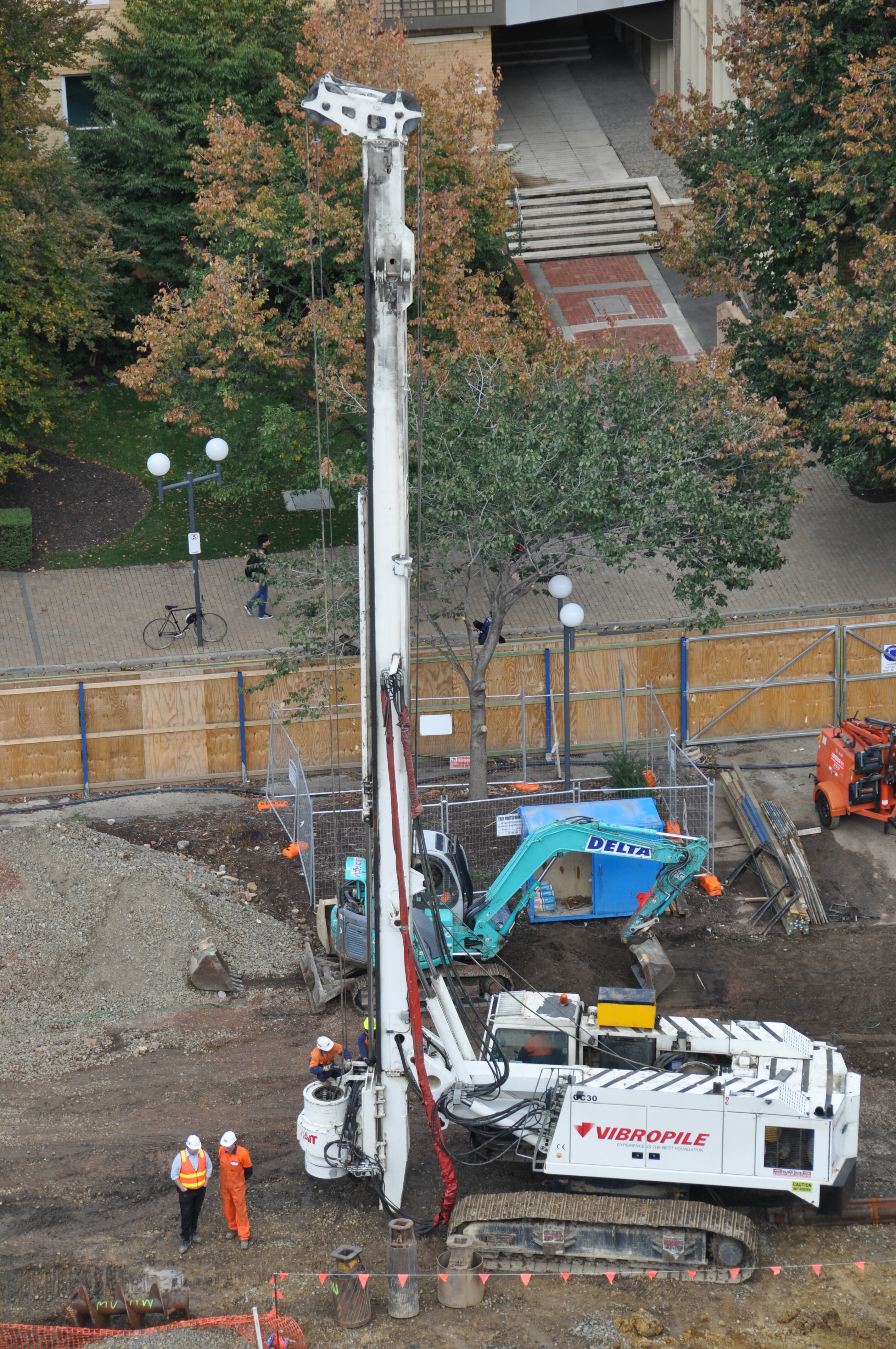 https://archive.abp.unimelb.edu.au/objects/images/Construction/Images/Basement/Bored pier construction/DSC_0063.JPG