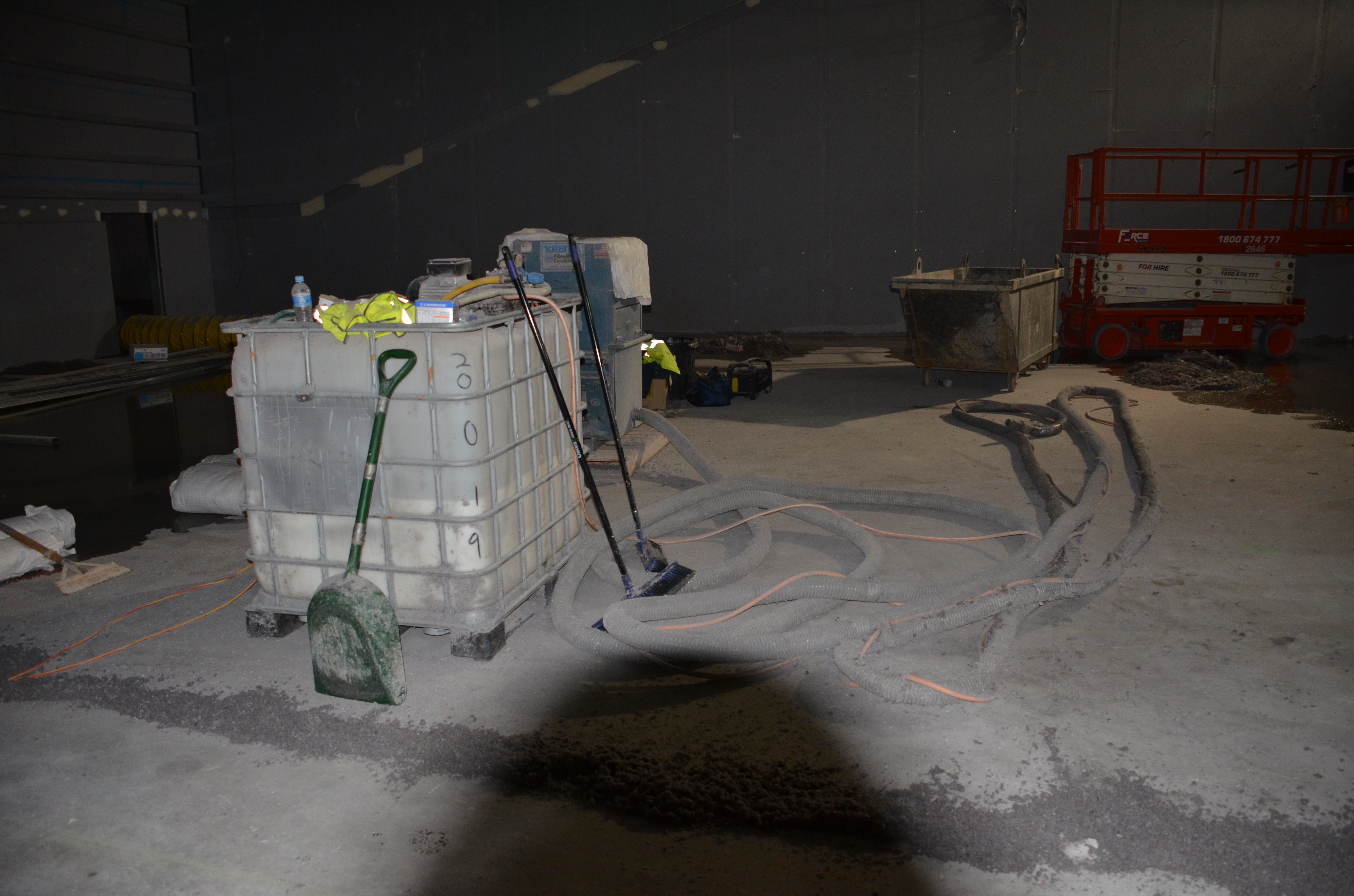 https://archive.abp.unimelb.edu.au/objects/images/Construction/Images/Ceilings/Large lecture theatre/DSC_5504.JPG