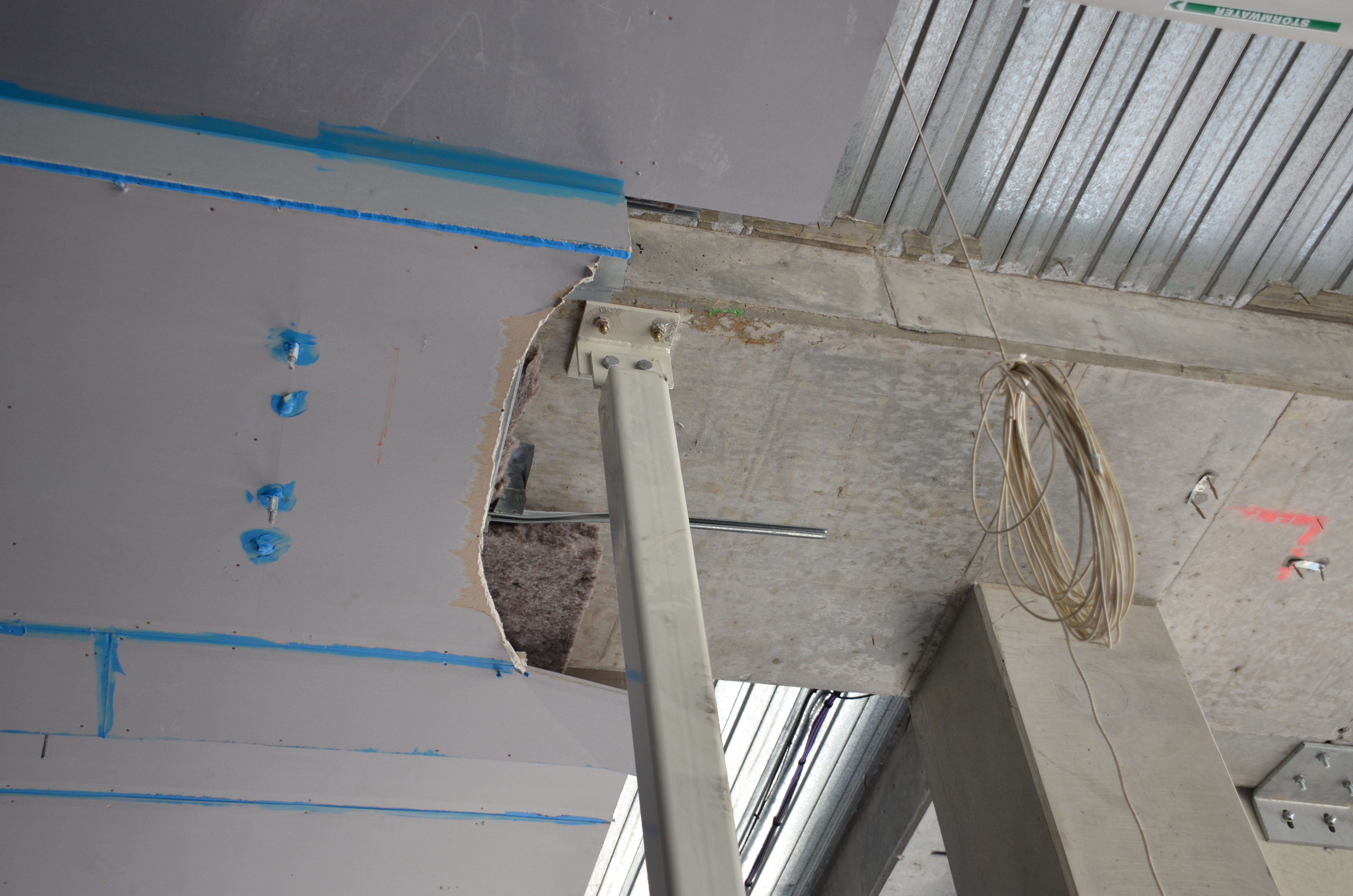 https://archive.abp.unimelb.edu.au/objects/images/Construction/Images/Ceilings/Suspended plasterboard/DSC_5520.JPG https://archive.abp.unimelb.edu.au/objects/images/Construction/Images/Ceilings/Suspended plasterboard/DSC_5520.JPG