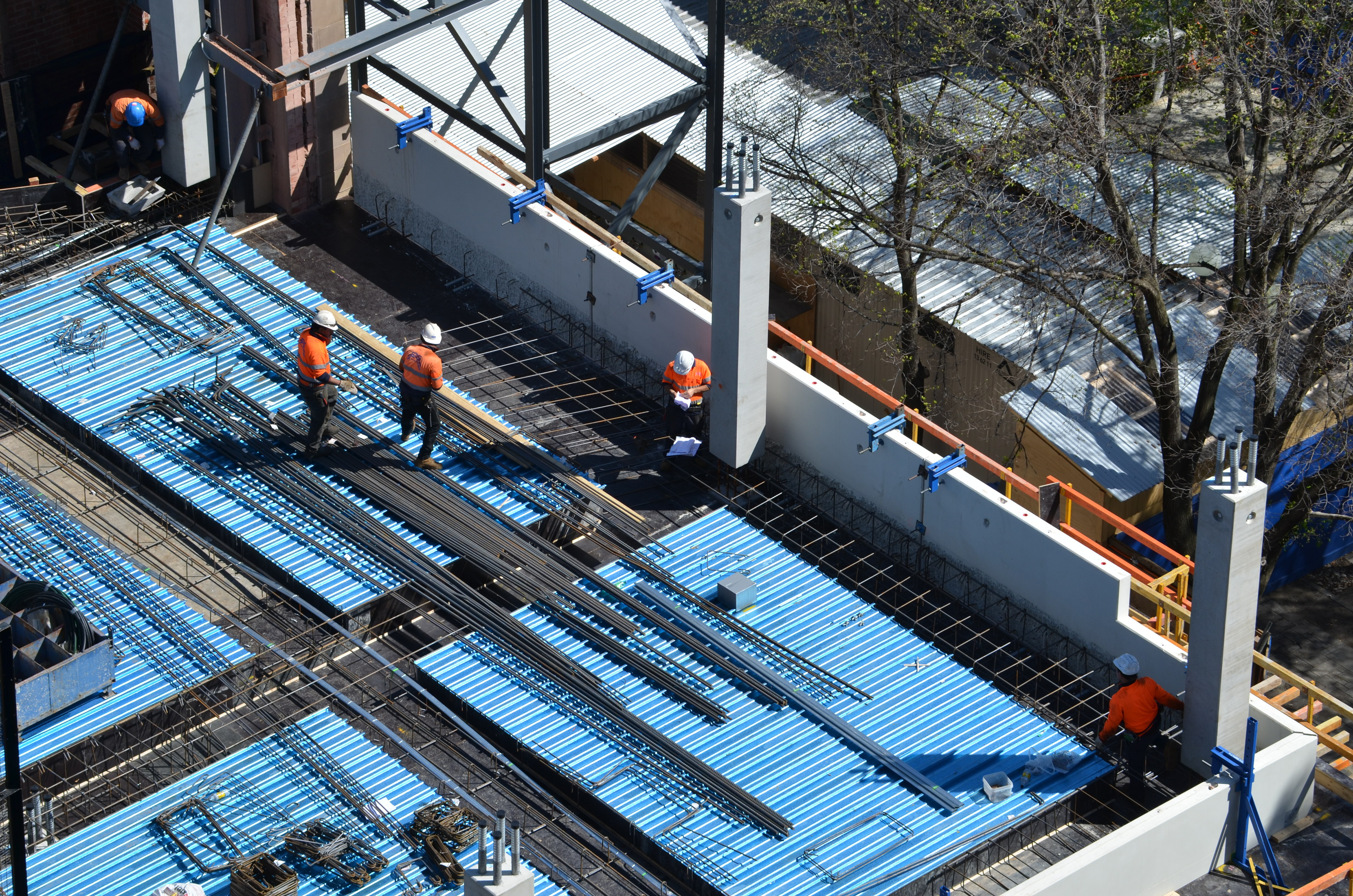 https://archive.abp.unimelb.edu.au/objects/images/Construction/Images/Facades/Precast concrete/Levels 1-5/DSC_2521.JPG