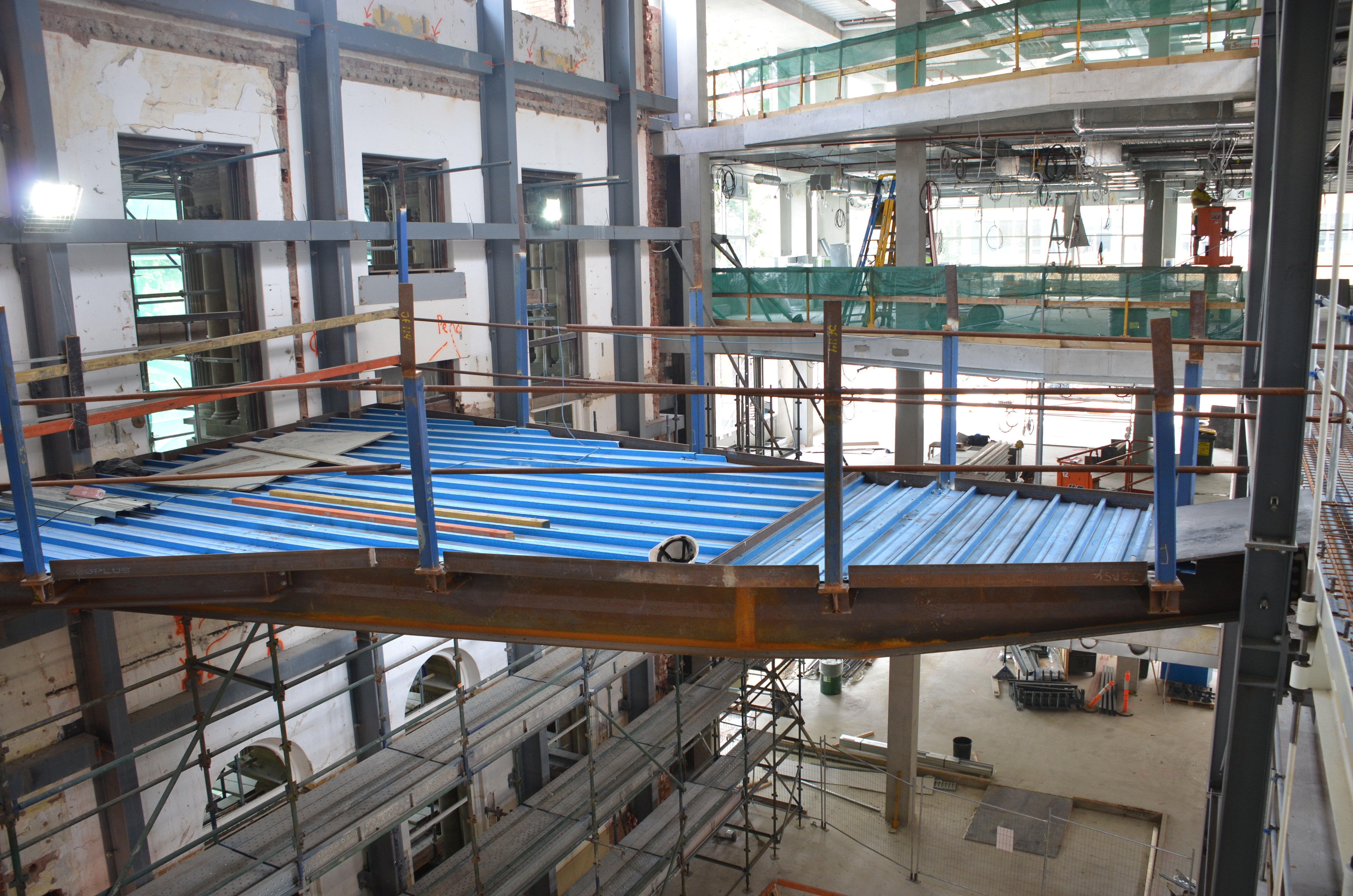 https://archive.abp.unimelb.edu.au/objects/images/Construction/Images/Structural steel/Jungle jim/DSC_5220.JPG