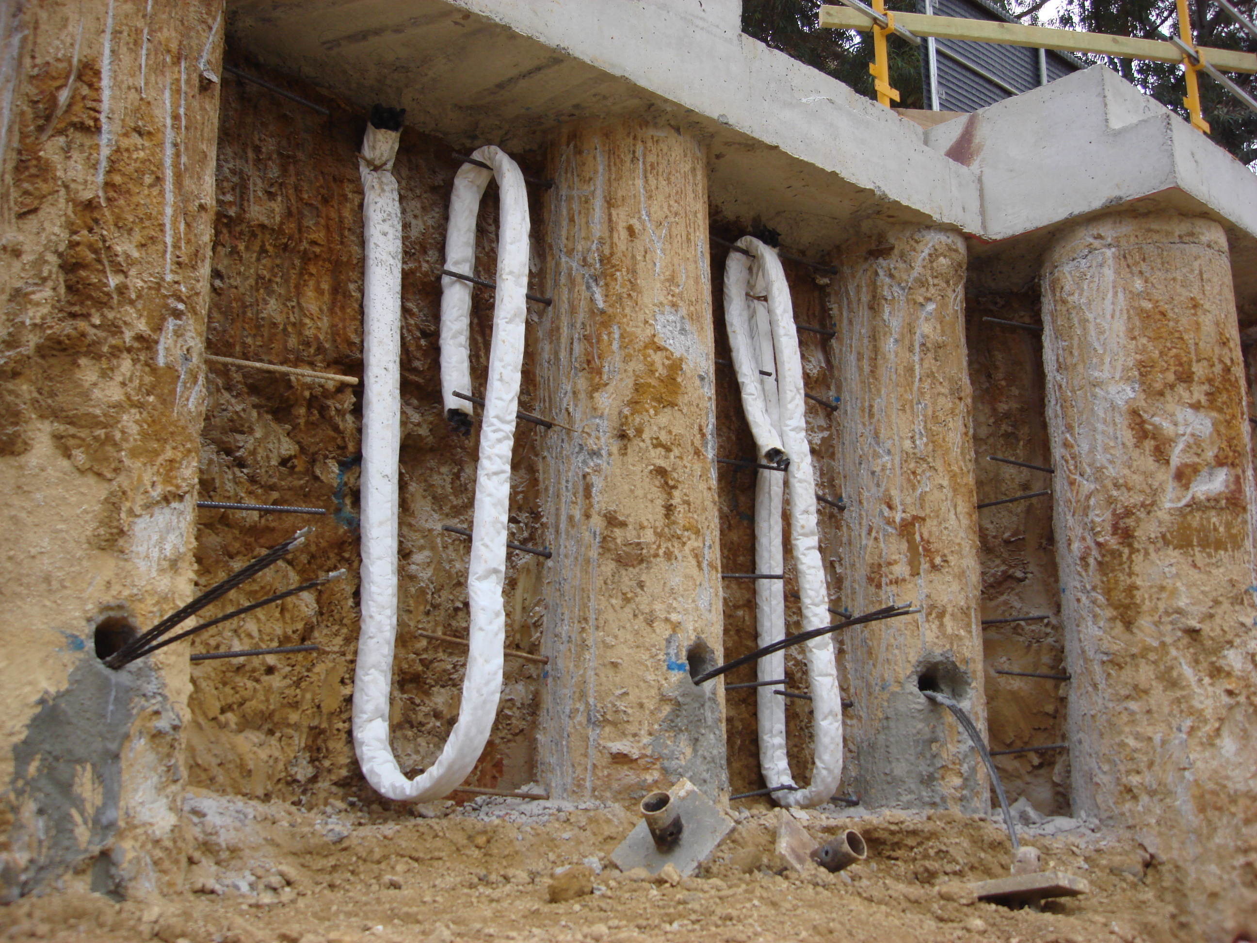 https://archive.abp.unimelb.edu.au/objects/images/Construction/Images/Basement/Shotcrete walls & drainage/DSC_0160F.JPG