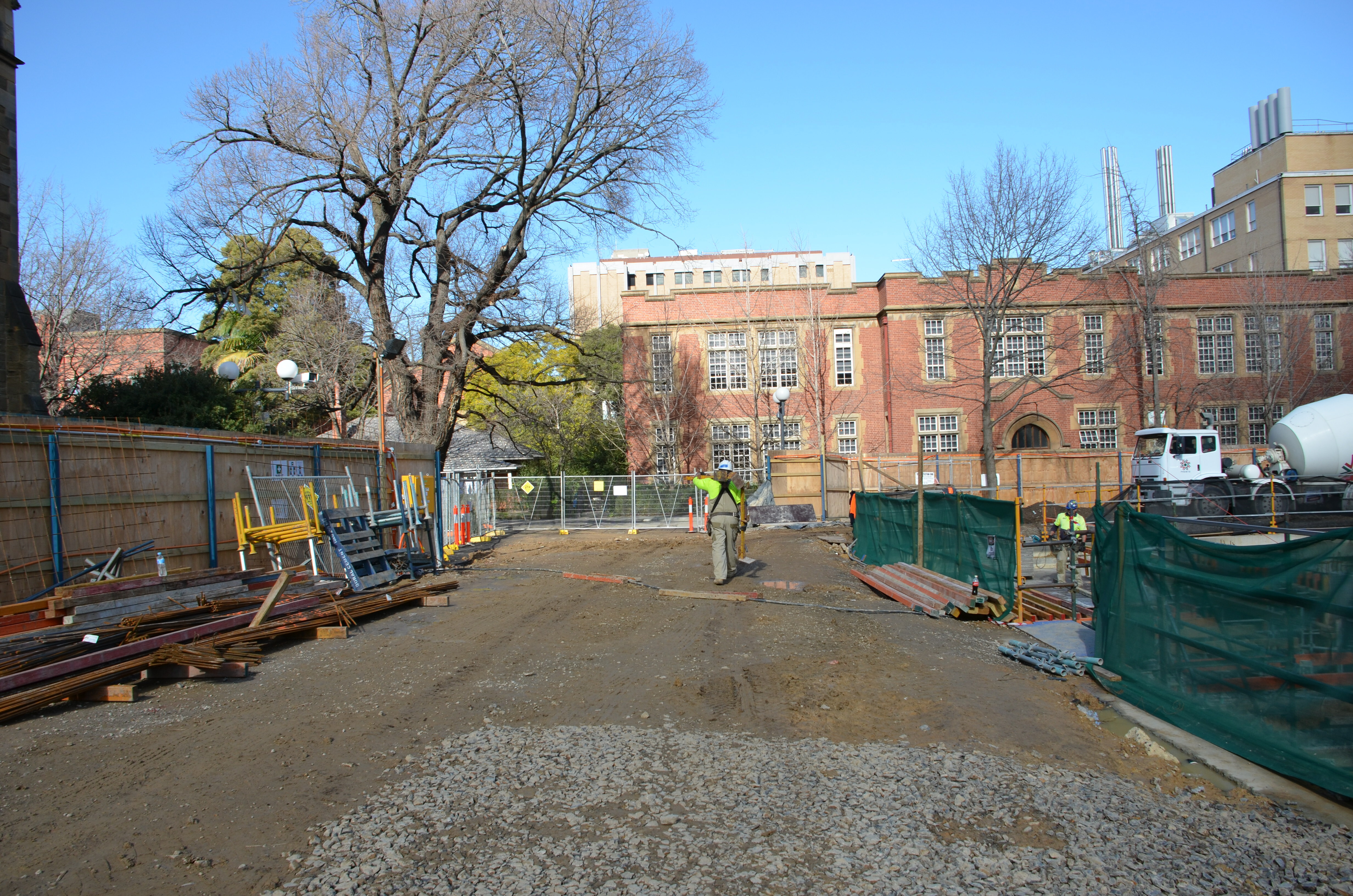 https://archive.abp.unimelb.edu.au/objects/images/Construction/Images/Site facilities/Additional site sheds & fences/DSC_0867.JPG