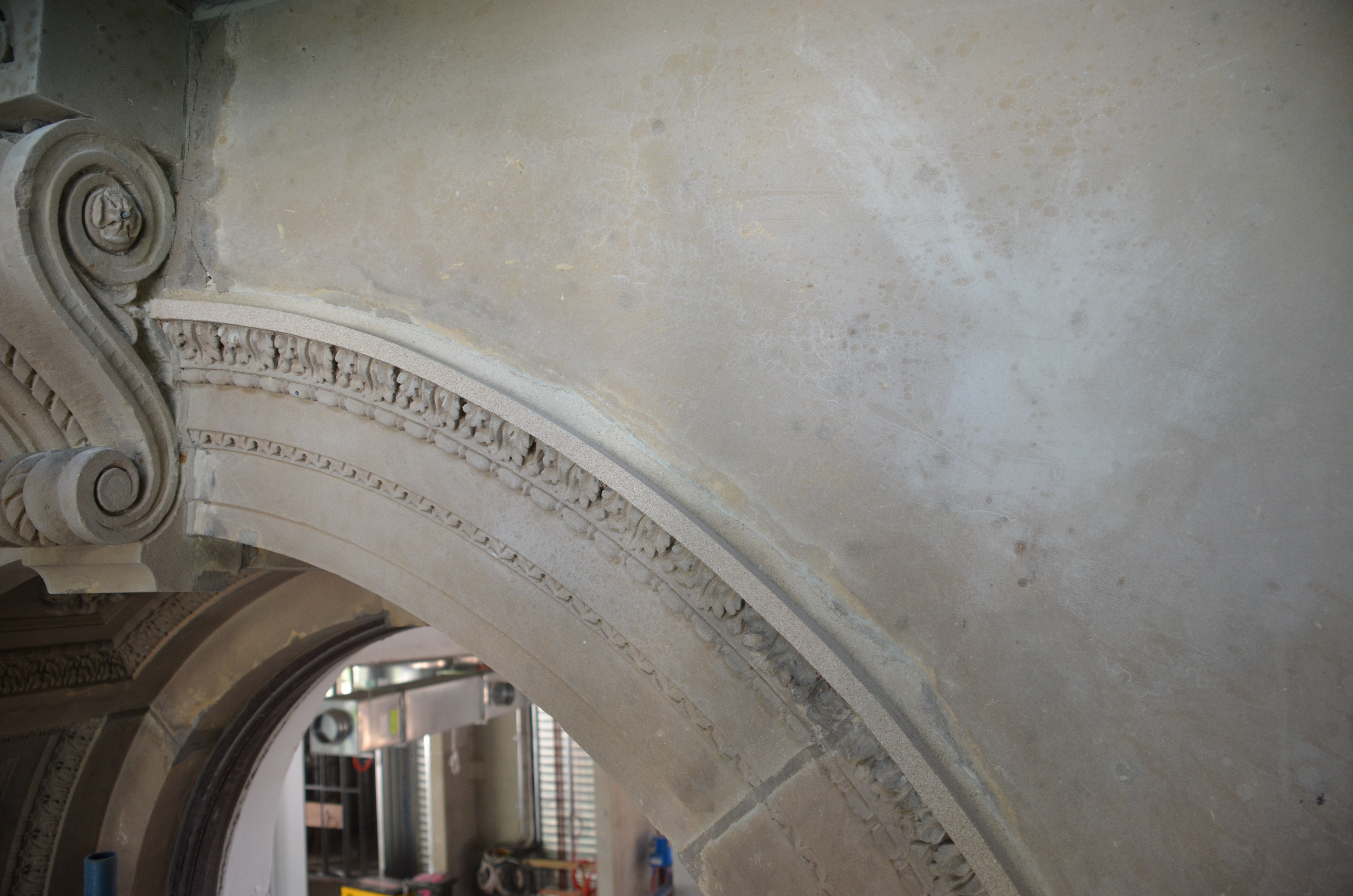 https://archive.abp.unimelb.edu.au/objects/images/Construction/Images/Facades/Joseph Reed/Restoration during BM construction/DSC_4507.JPG