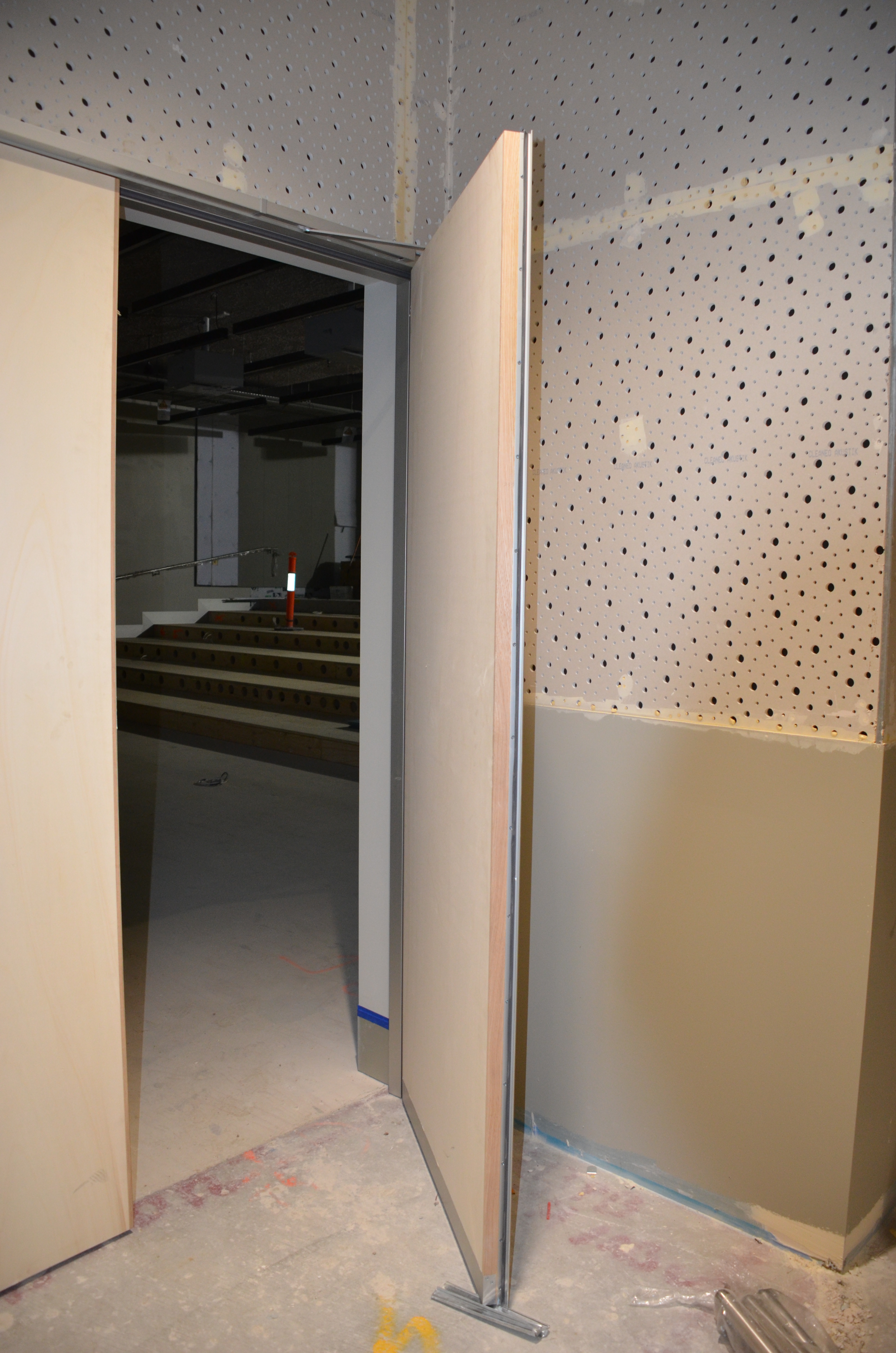 https://archive.abp.unimelb.edu.au/objects/images/Construction/Images/Doors and door frames/Lecture theatres/DSC_8193.JPG https://archive.abp.unimelb.edu.au/objects/images/Construction/Images/Doors and door frames/Lecture theatres/DSC_8193.JPG
