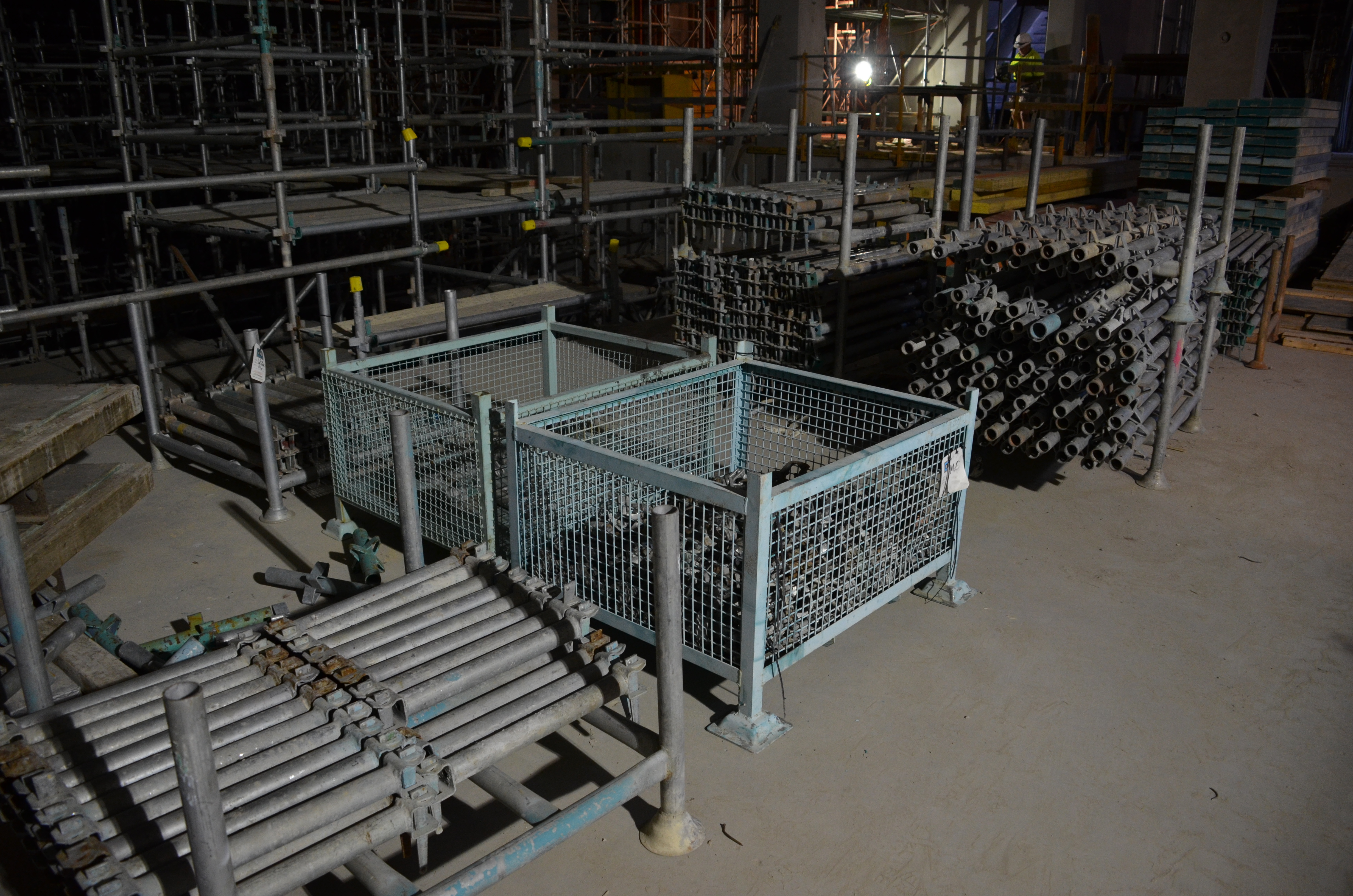 https://archive.abp.unimelb.edu.au/objects/images/Construction/Images/Concrete suspended slabs and beams/Formwork stripping/DSC_2442.JPG https://archive.abp.unimelb.edu.au/objects/images/Construction/Images/Concrete suspended slabs and beams/Formwork stripping/DSC_2442.JPG