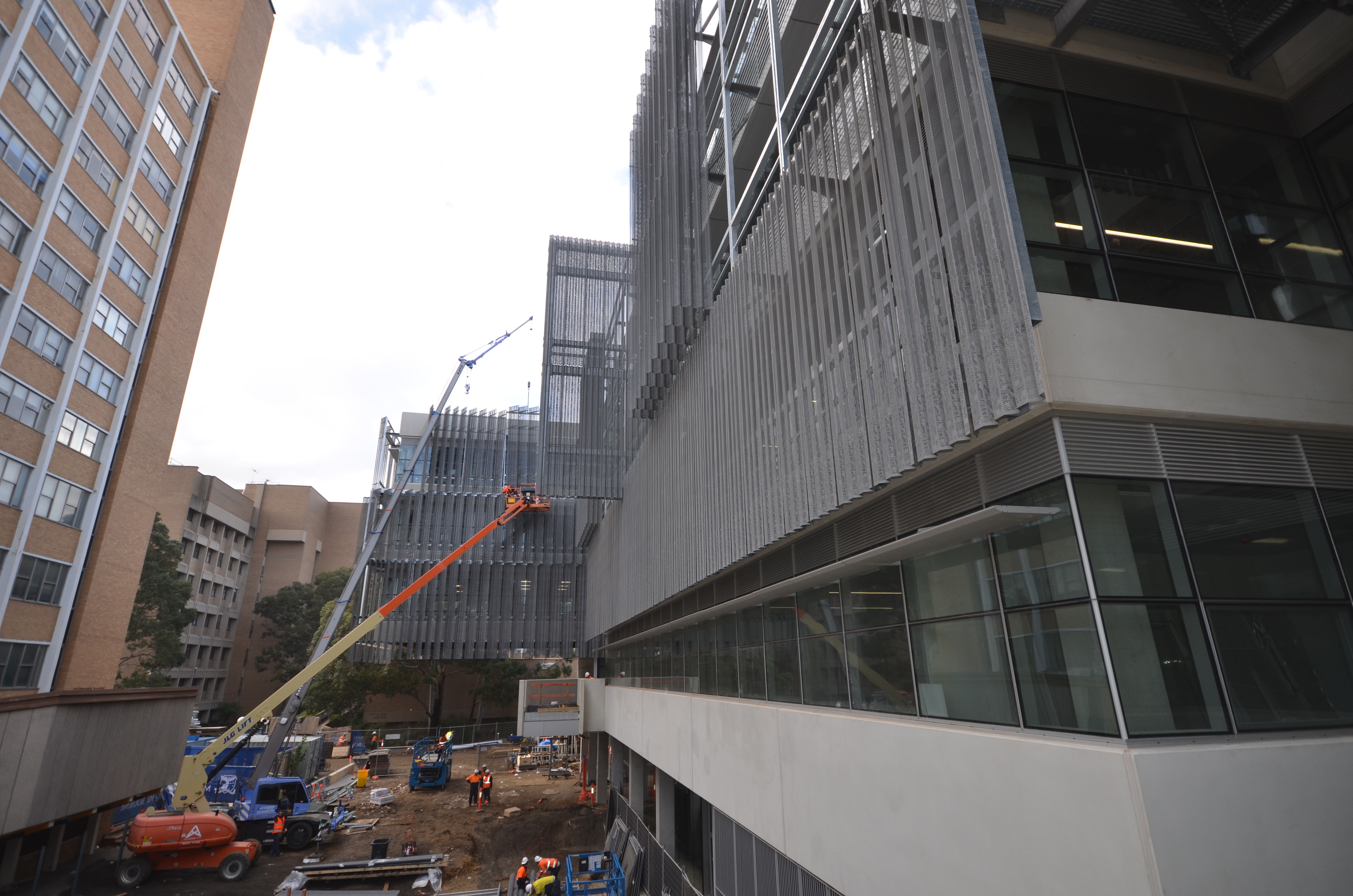 https://archive.abp.unimelb.edu.au/objects/images/Construction/Images/Facades/Zinc screens & access platforms/Zinc screens and frames/DSC_8442.JPG https://archive.abp.unimelb.edu.au/objects/images/Construction/Images/Facades/Zinc screens & access platforms/Zinc screens and frames/DSC_8442.JPG