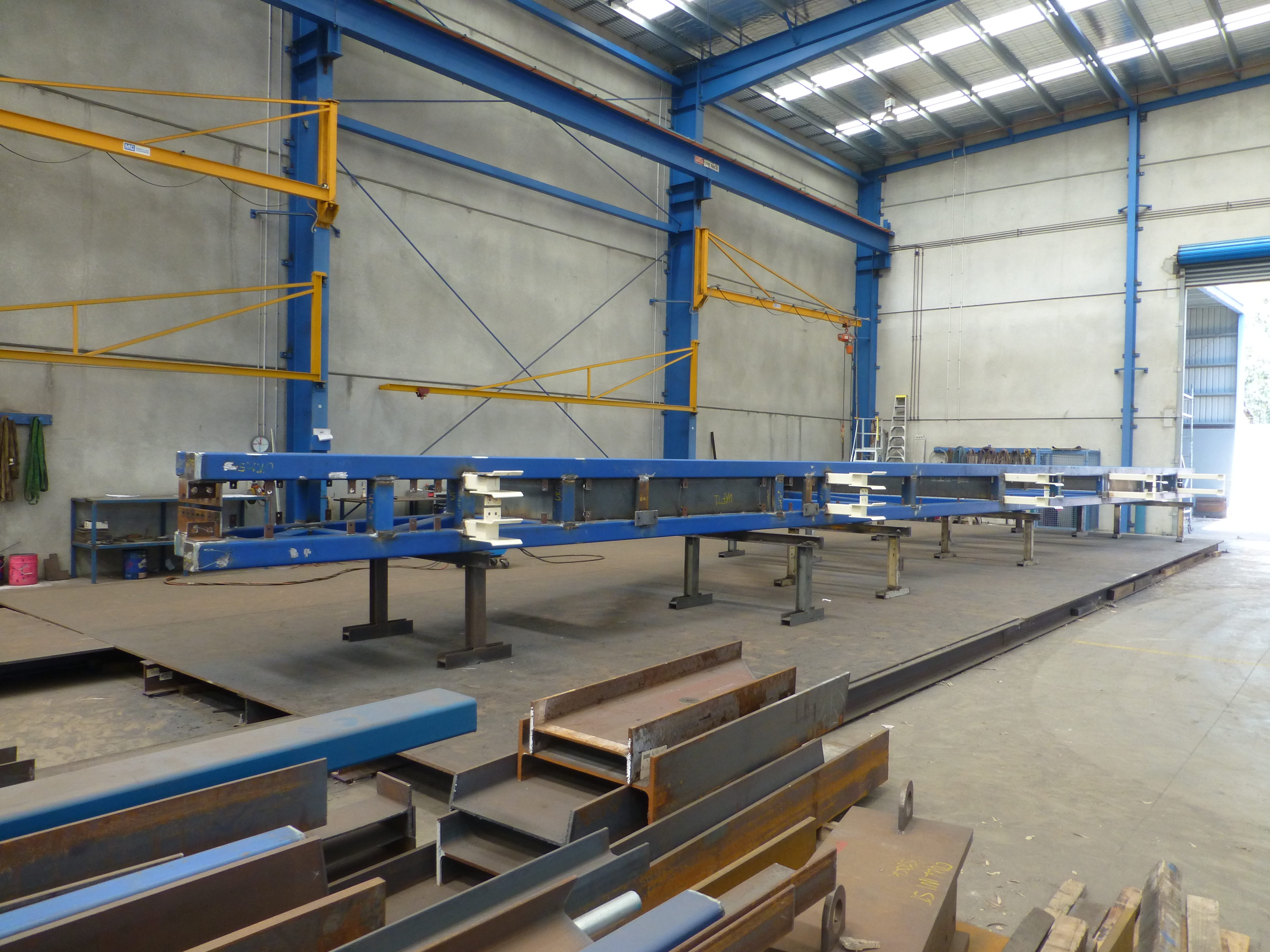 https://archive.abp.unimelb.edu.au/objects/images/Construction/Images/LVL roof beams & coffers/AUS Iron industries/Aus Iron Industries 4.JPG