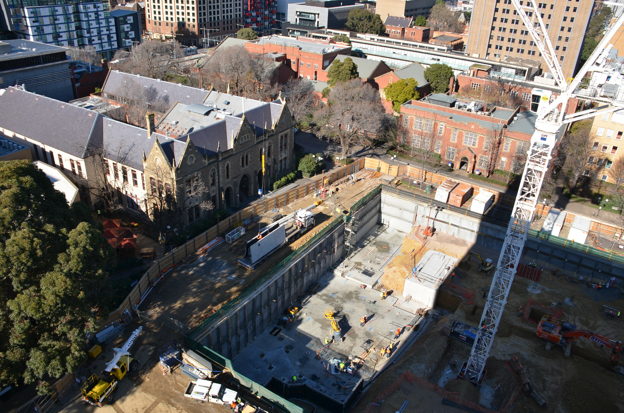 https://archive.abp.unimelb.edu.au/objects/images/Construction/Images/Aerial/DSC_0452.JPG https://archive.abp.unimelb.edu.au/objects/images/Construction/Images/Aerial/DSC_0452.JPG