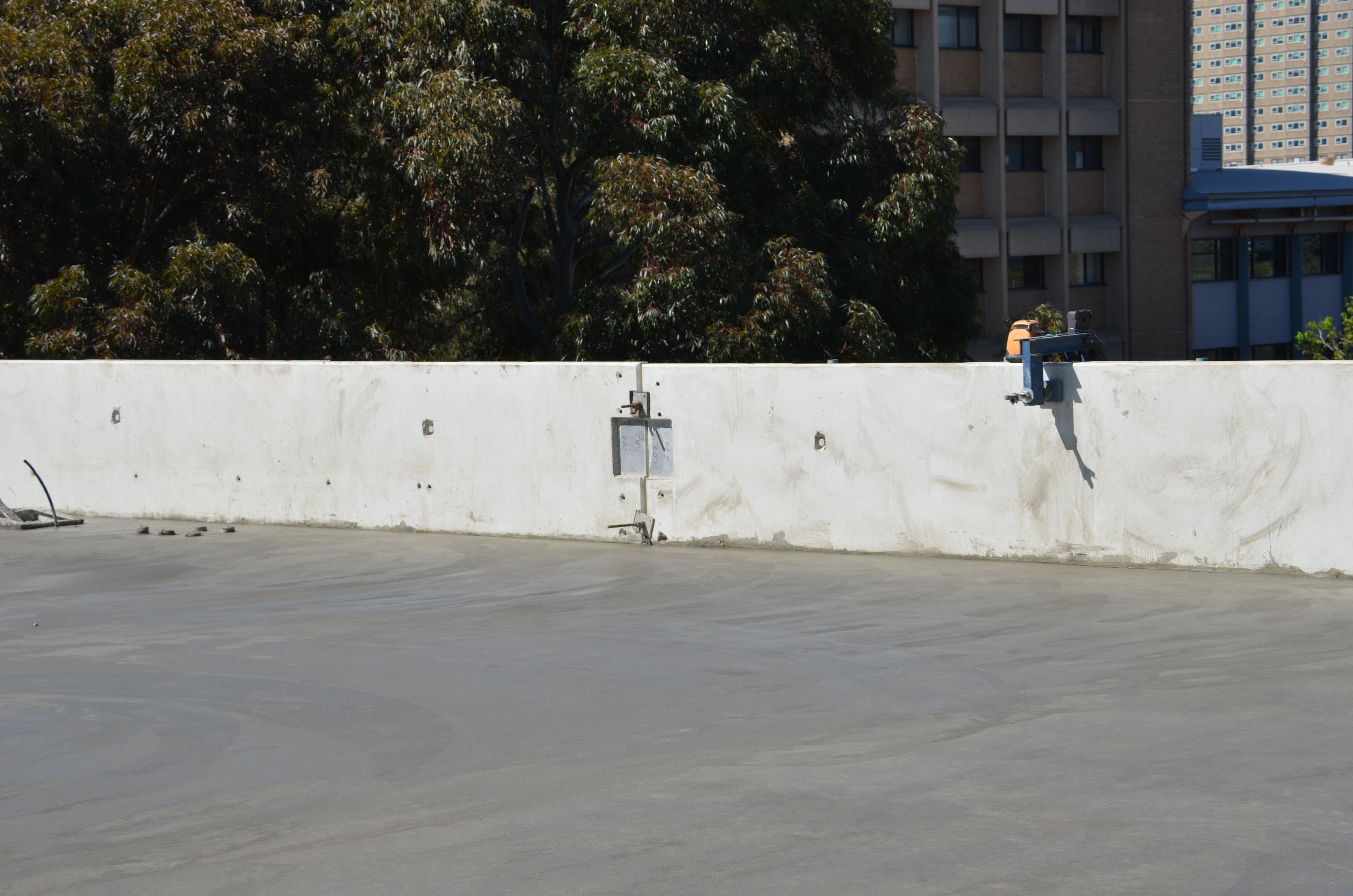 https://archive.abp.unimelb.edu.au/objects/images/Construction/Images/Concrete suspended slabs and beams/Levels 1-5 & formwork/DSC_2542.JPG