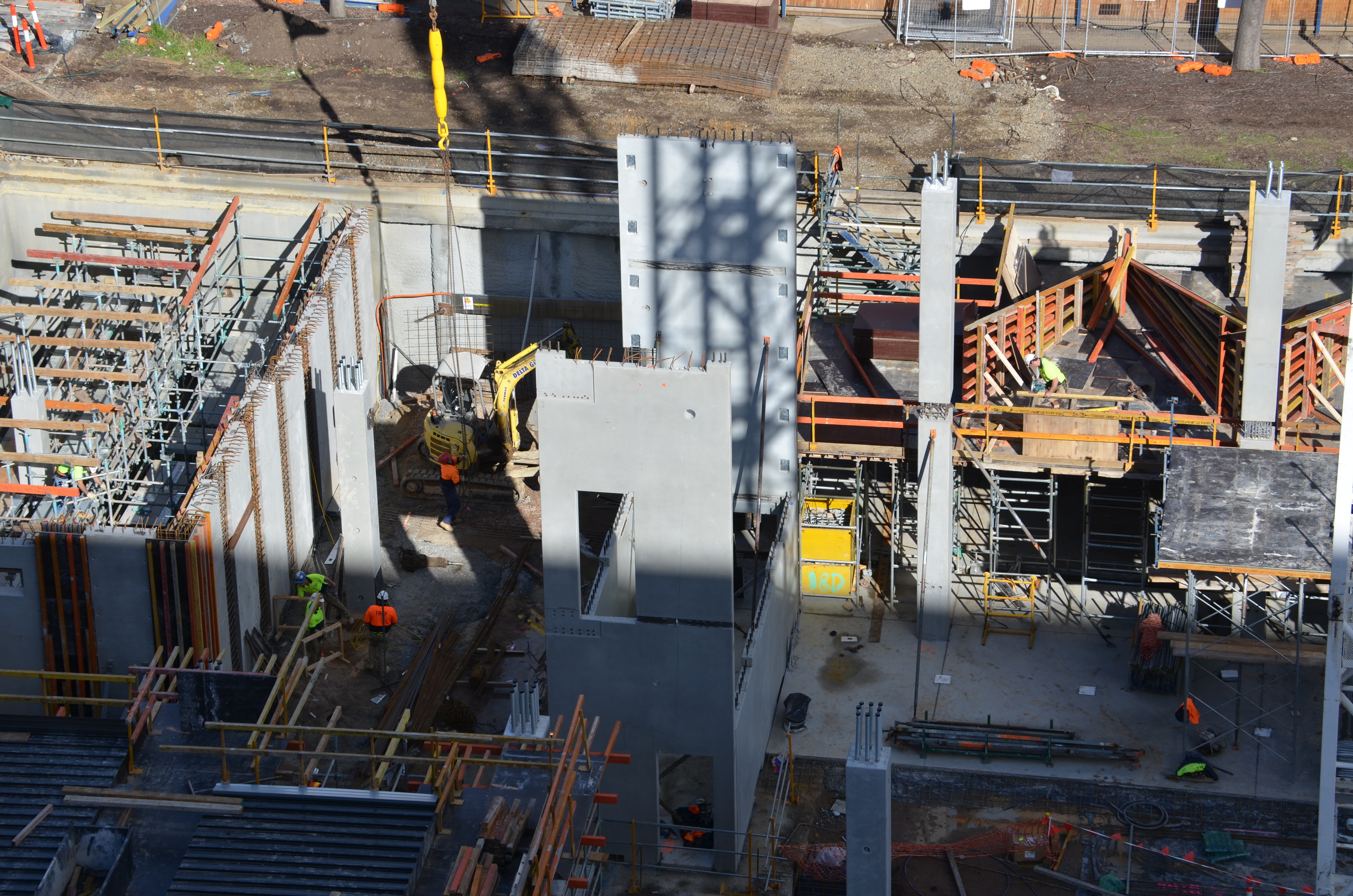 https://archive.abp.unimelb.edu.au/objects/images/Construction/Images/Precast structural concrete walls and columns/Basement/DSC_0826.JPG https://archive.abp.unimelb.edu.au/objects/images/Construction/Images/Precast structural concrete walls and columns/Basement/DSC_0826.JPG