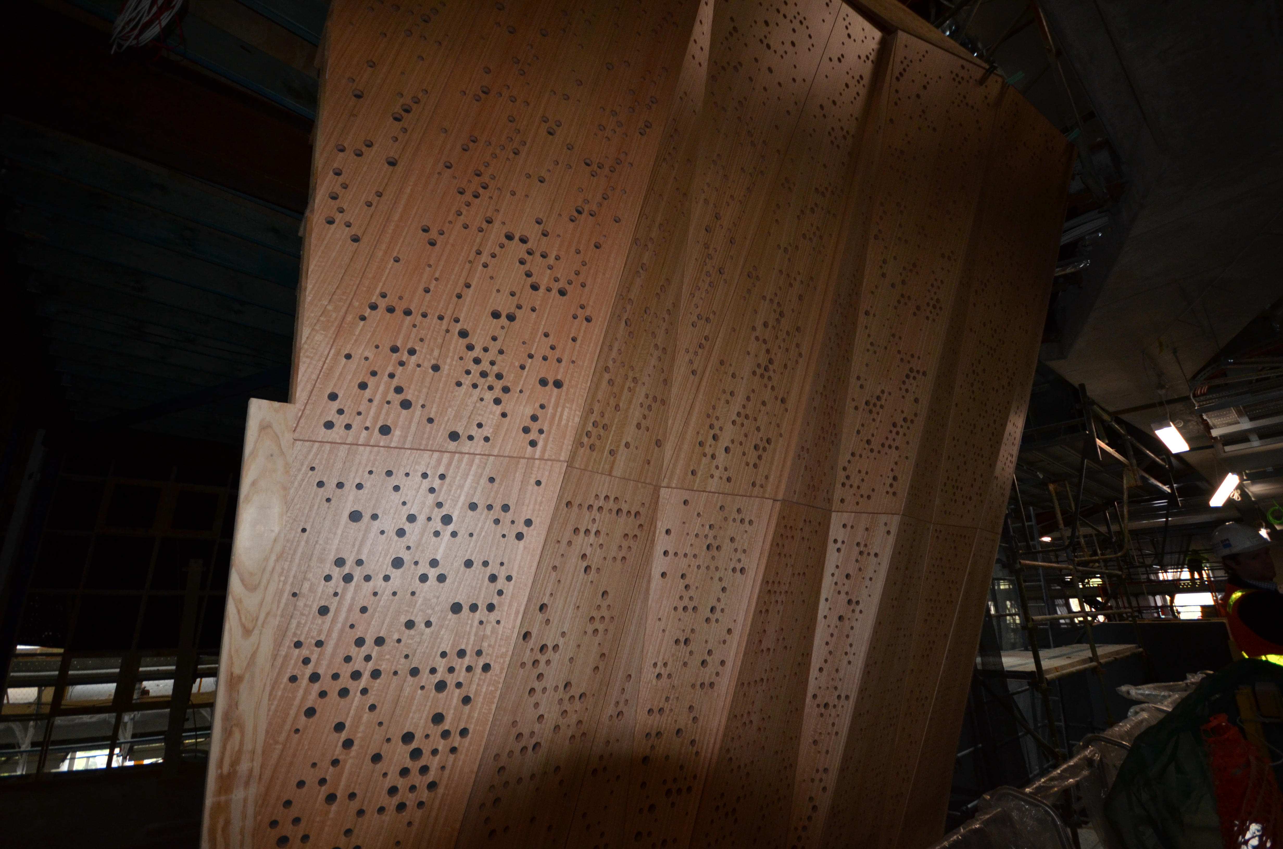 https://archive.abp.unimelb.edu.au/objects/images/Construction/Images/Hanging studio/External wall cladding/DSC_8270.JPG