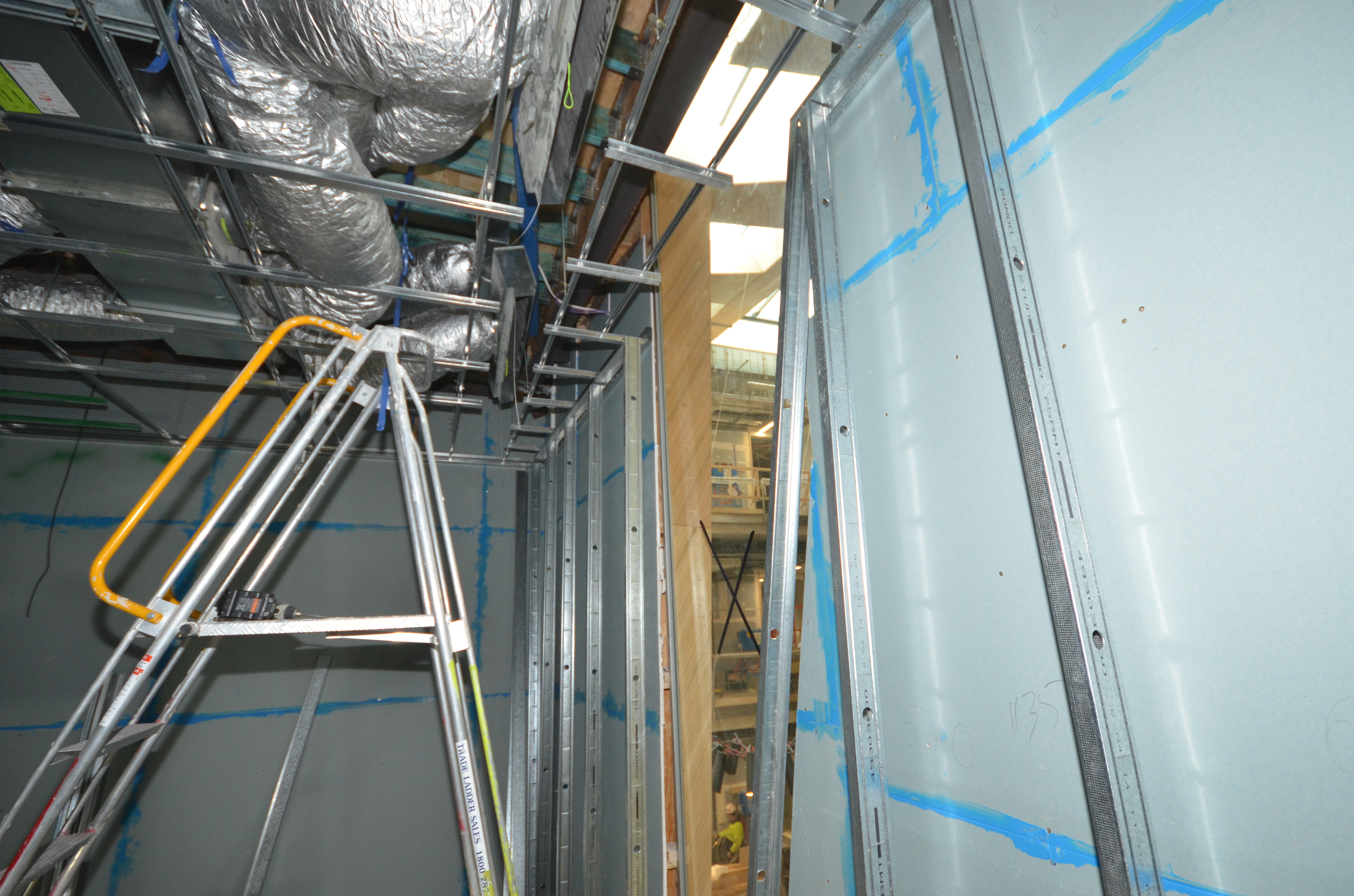 https://archive.abp.unimelb.edu.au/objects/images/Construction/Images/Hanging studio/Wall framing/DSC_8902.JPG https://archive.abp.unimelb.edu.au/objects/images/Construction/Images/Hanging studio/Wall framing/DSC_8902.JPG