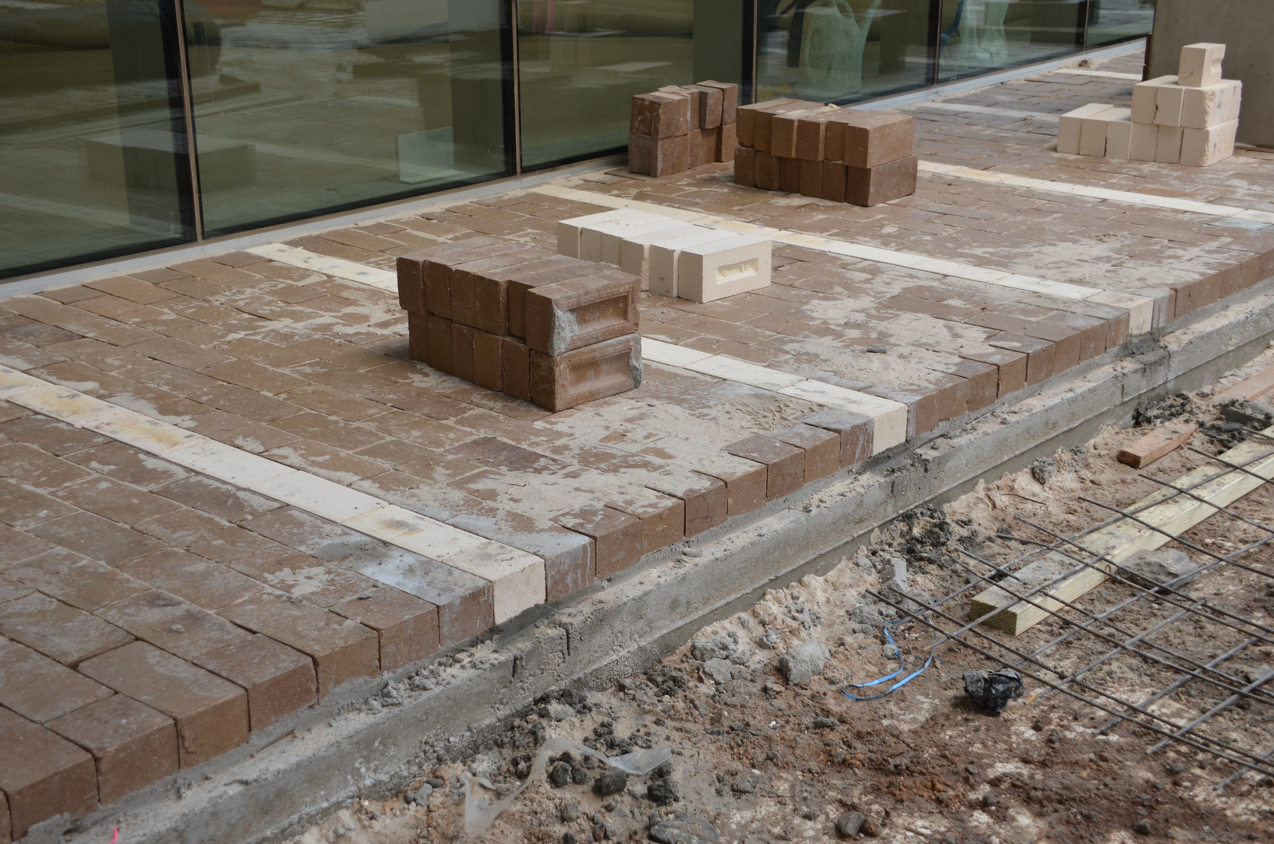 https://archive.abp.unimelb.edu.au/objects/images/Construction/Images/External Works/Brick paving & brick walls/DSC_9392.JPG https://archive.abp.unimelb.edu.au/objects/images/Construction/Images/External Works/Brick paving & brick walls/DSC_9392.JPG