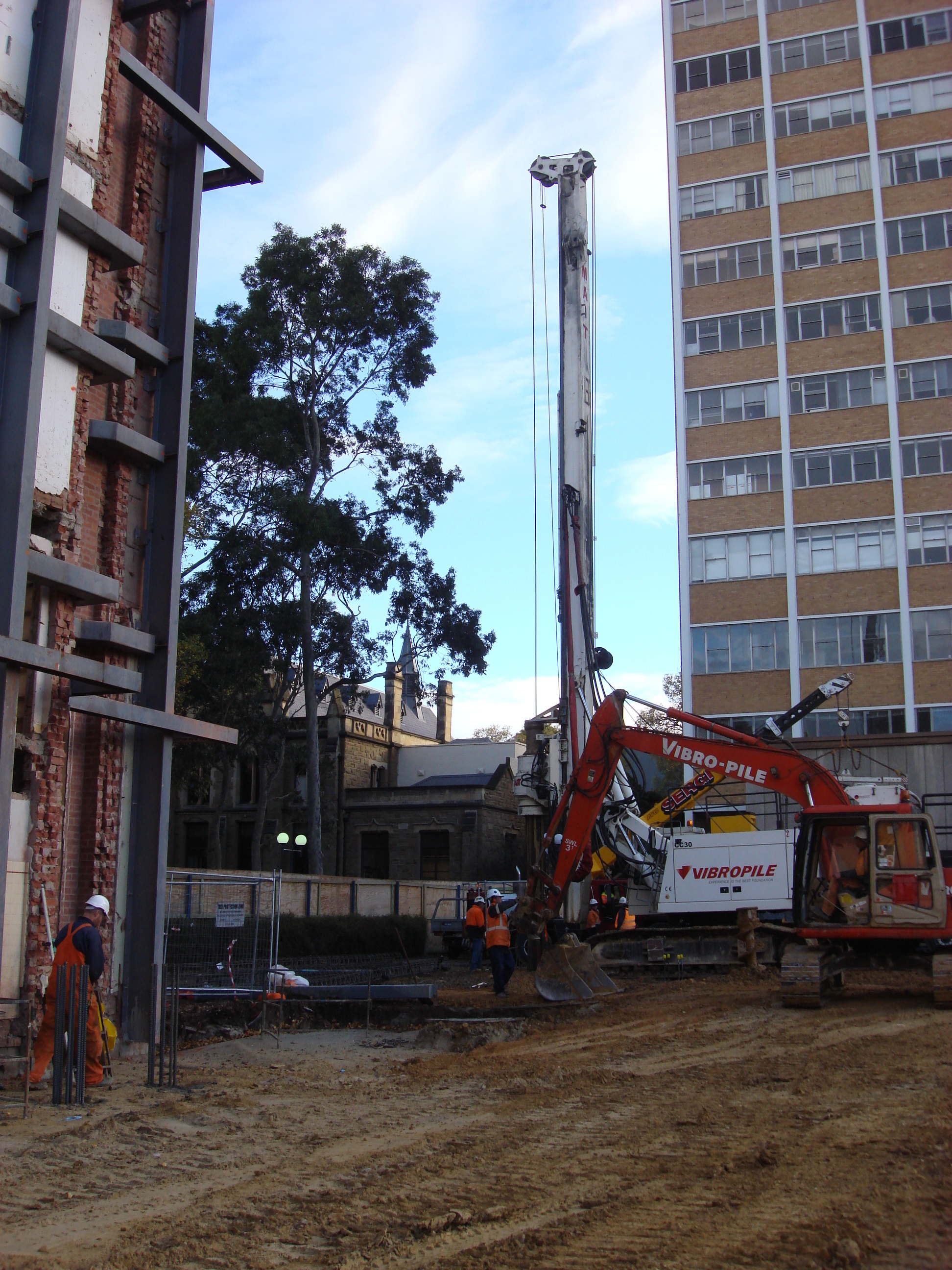 https://archive.abp.unimelb.edu.au/objects/images/Construction/Images/Basement/Bored pier construction/DSC_0104T.JPG https://archive.abp.unimelb.edu.au/objects/images/Construction/Images/Basement/Bored pier construction/DSC_0104T.JPG