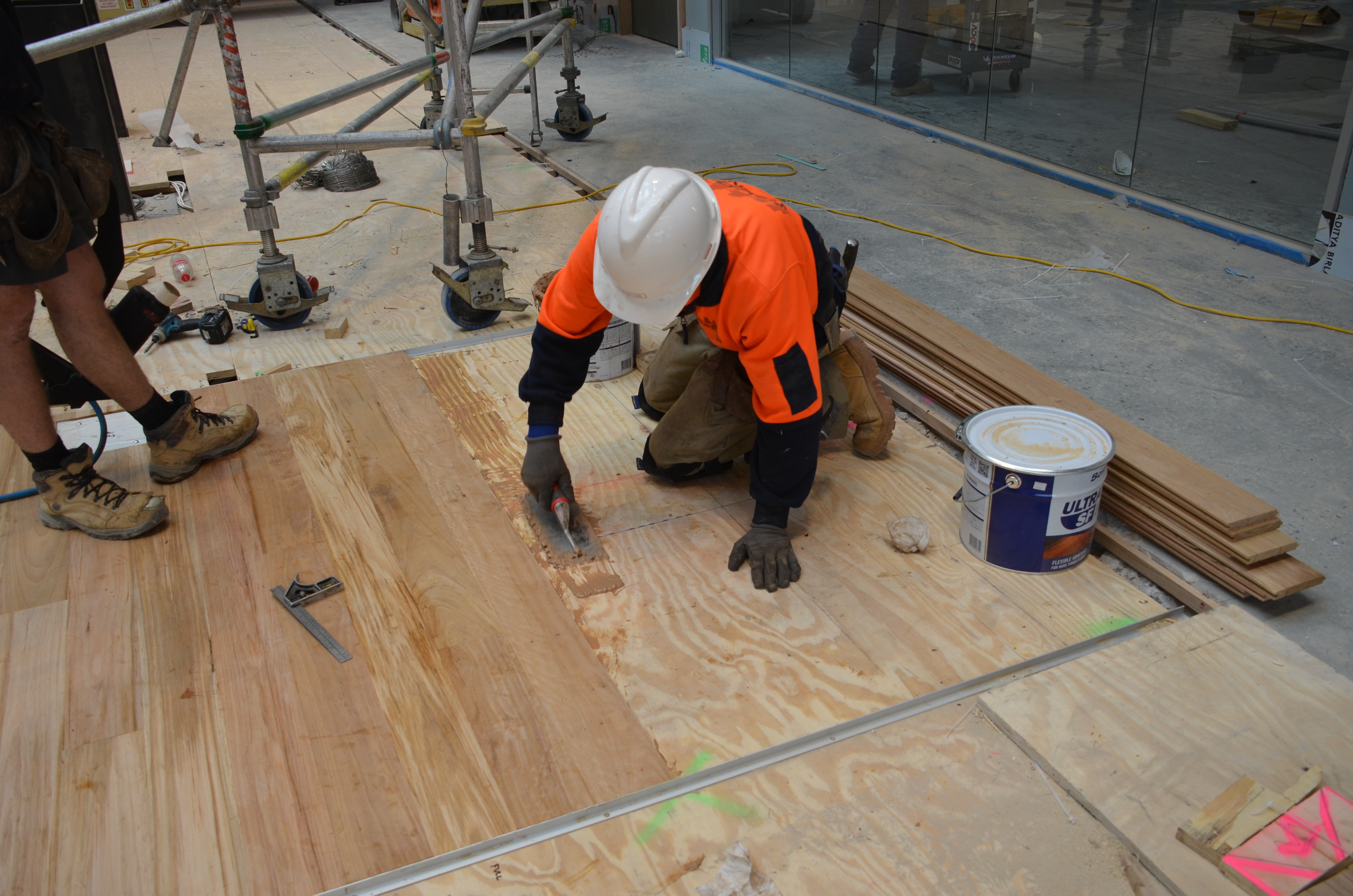 https://archive.abp.unimelb.edu.au/objects/images/Construction/Images/Floors and finishes/Atrium timber/DSC_9052.JPG