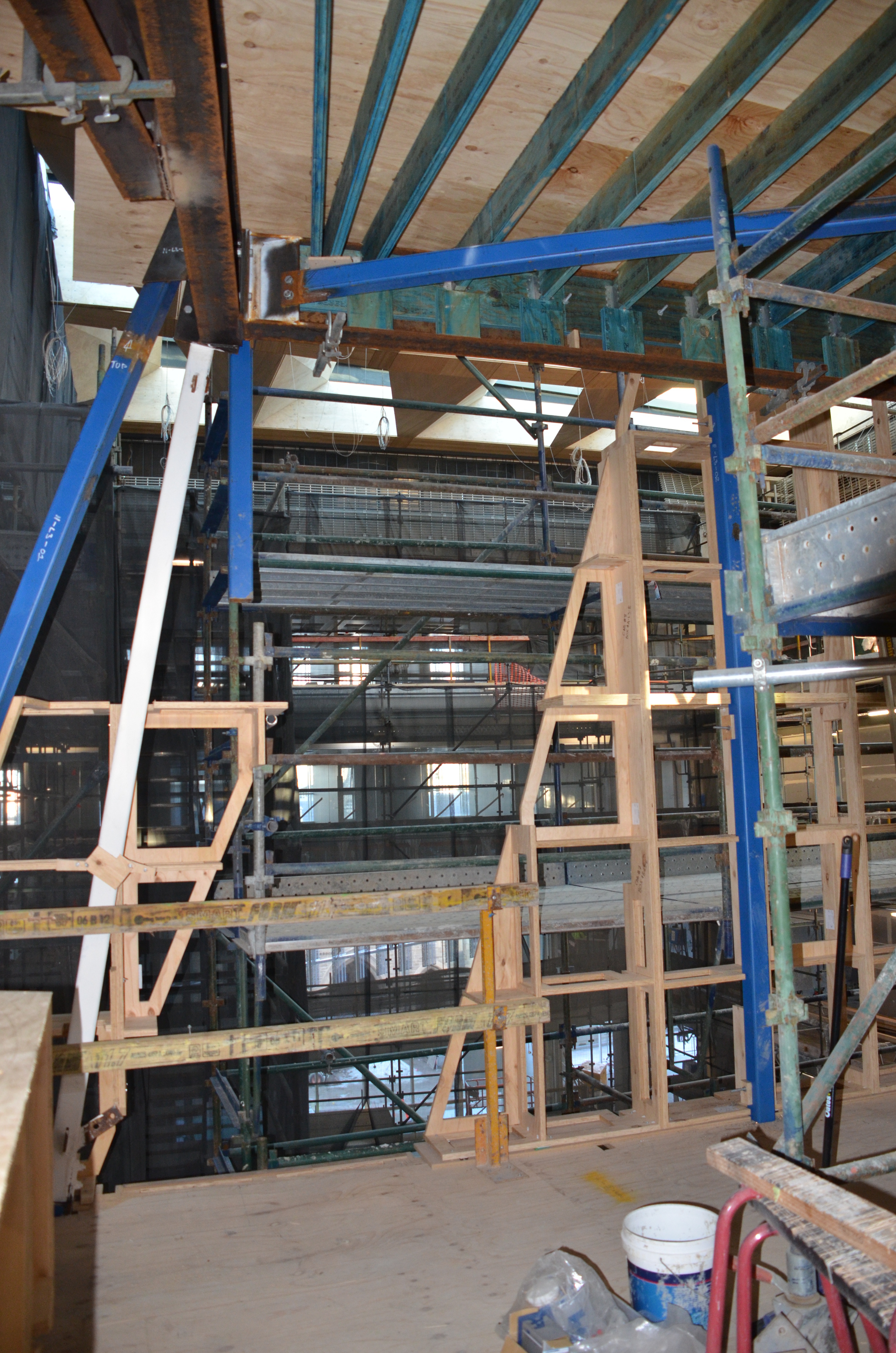 https://archive.abp.unimelb.edu.au/objects/images/Construction/Images/Hanging studio/Wall framing/DSC_7719.JPG