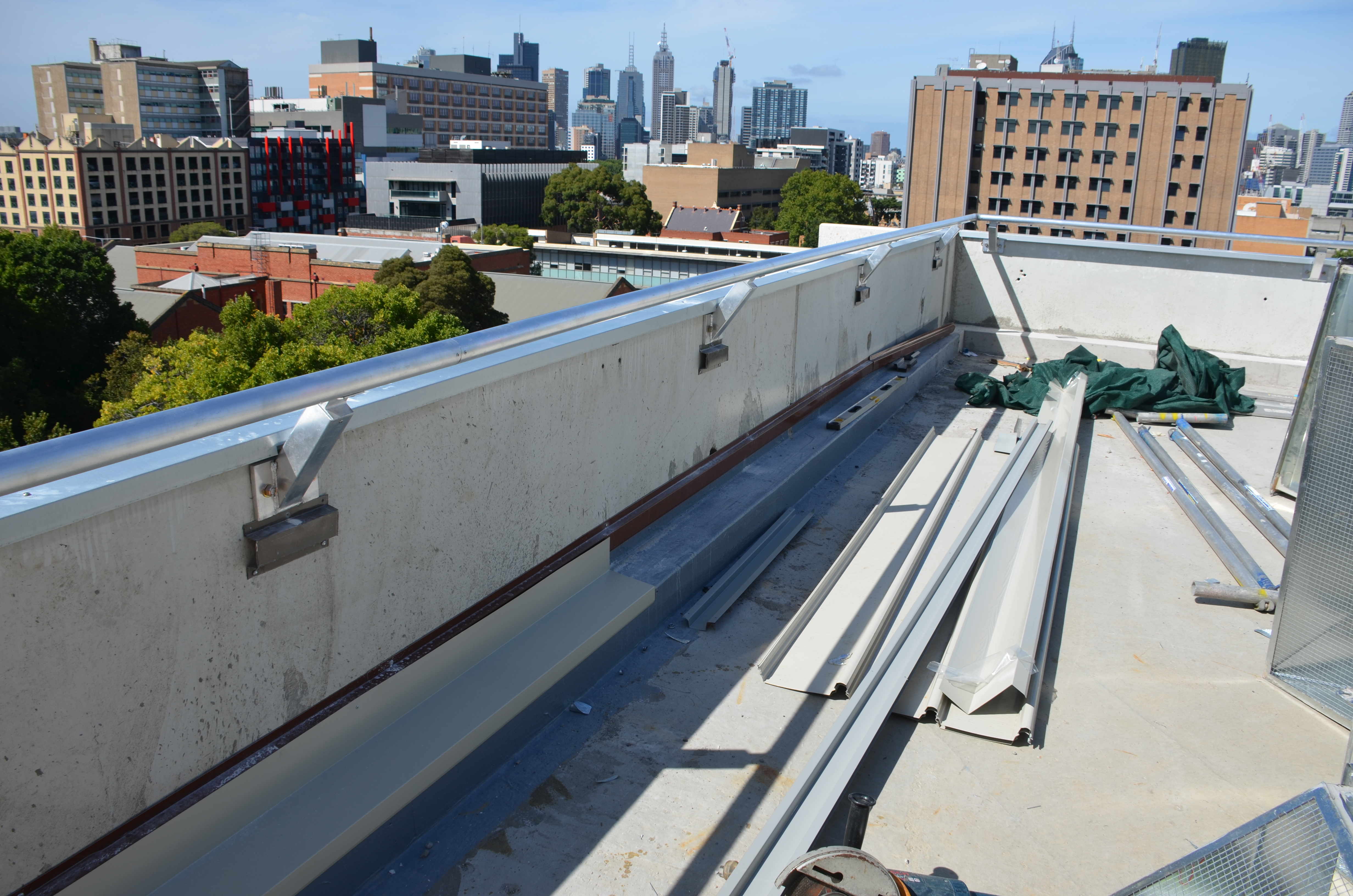 https://archive.abp.unimelb.edu.au/objects/images/Construction/Images/Roof/Parapets and Handrails/DSC_6241.JPG https://archive.abp.unimelb.edu.au/objects/images/Construction/Images/Roof/Parapets and Handrails/DSC_6241.JPG