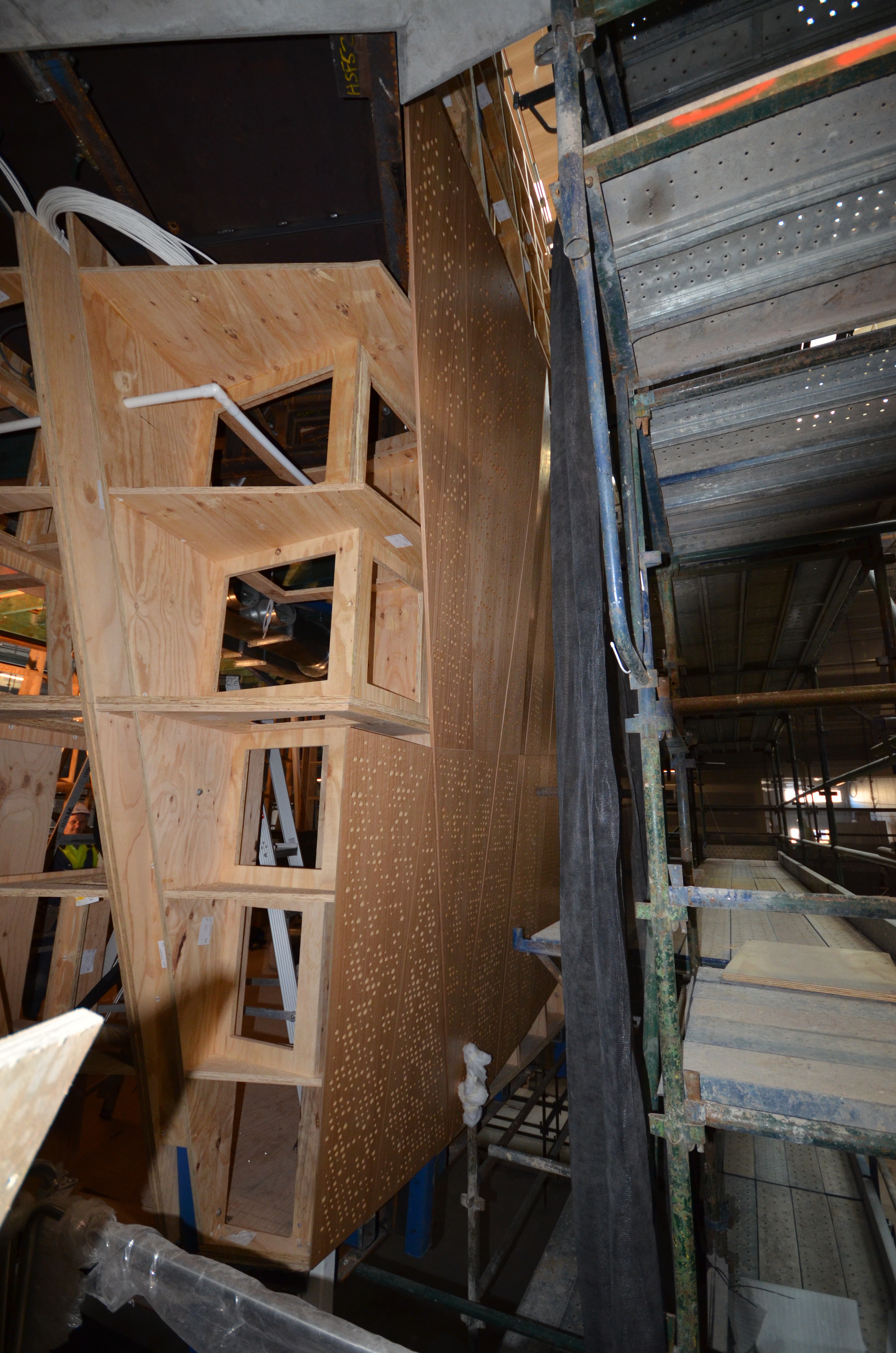https://archive.abp.unimelb.edu.au/objects/images/Construction/Images/Hanging studio/Wall framing/DSC_7605.JPG https://archive.abp.unimelb.edu.au/objects/images/Construction/Images/Hanging studio/Wall framing/DSC_7605.JPG