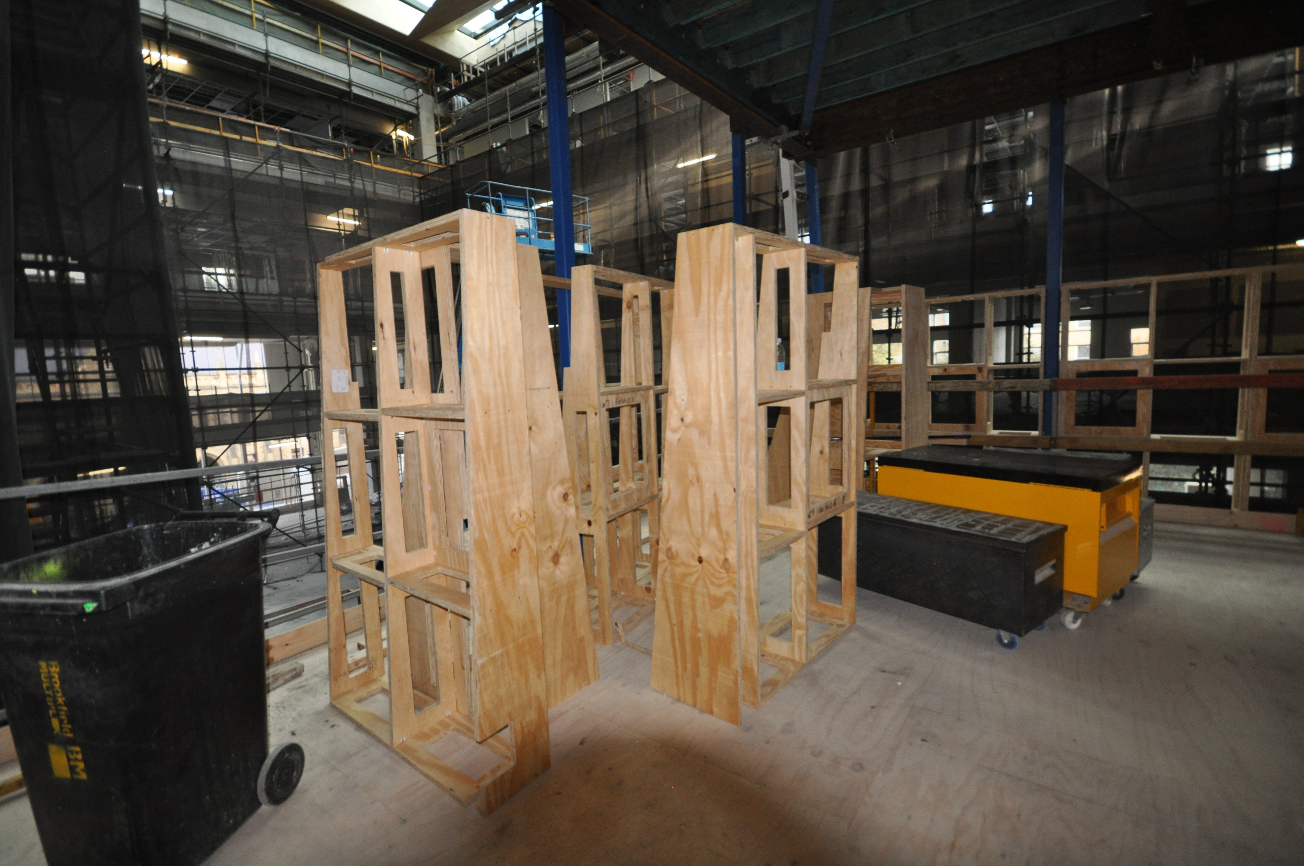 https://archive.abp.unimelb.edu.au/objects/images/Construction/Images/Hanging studio/Wall framing/DSC_7264.JPG https://archive.abp.unimelb.edu.au/objects/images/Construction/Images/Hanging studio/Wall framing/DSC_7264.JPG