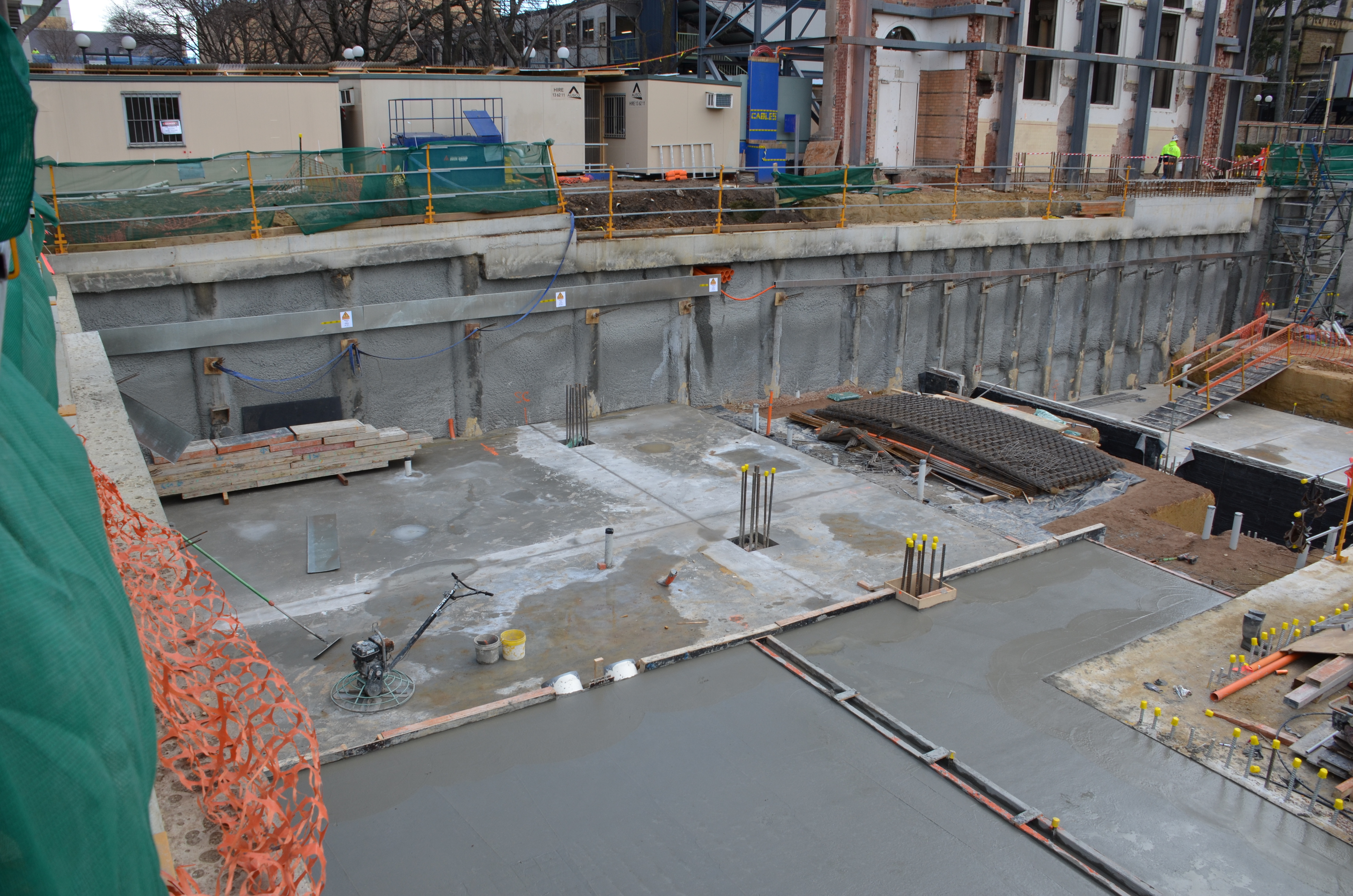 https://archive.abp.unimelb.edu.au/objects/images/Construction/Images/Basement/Basement ground slabs/DSC_0697.JPG