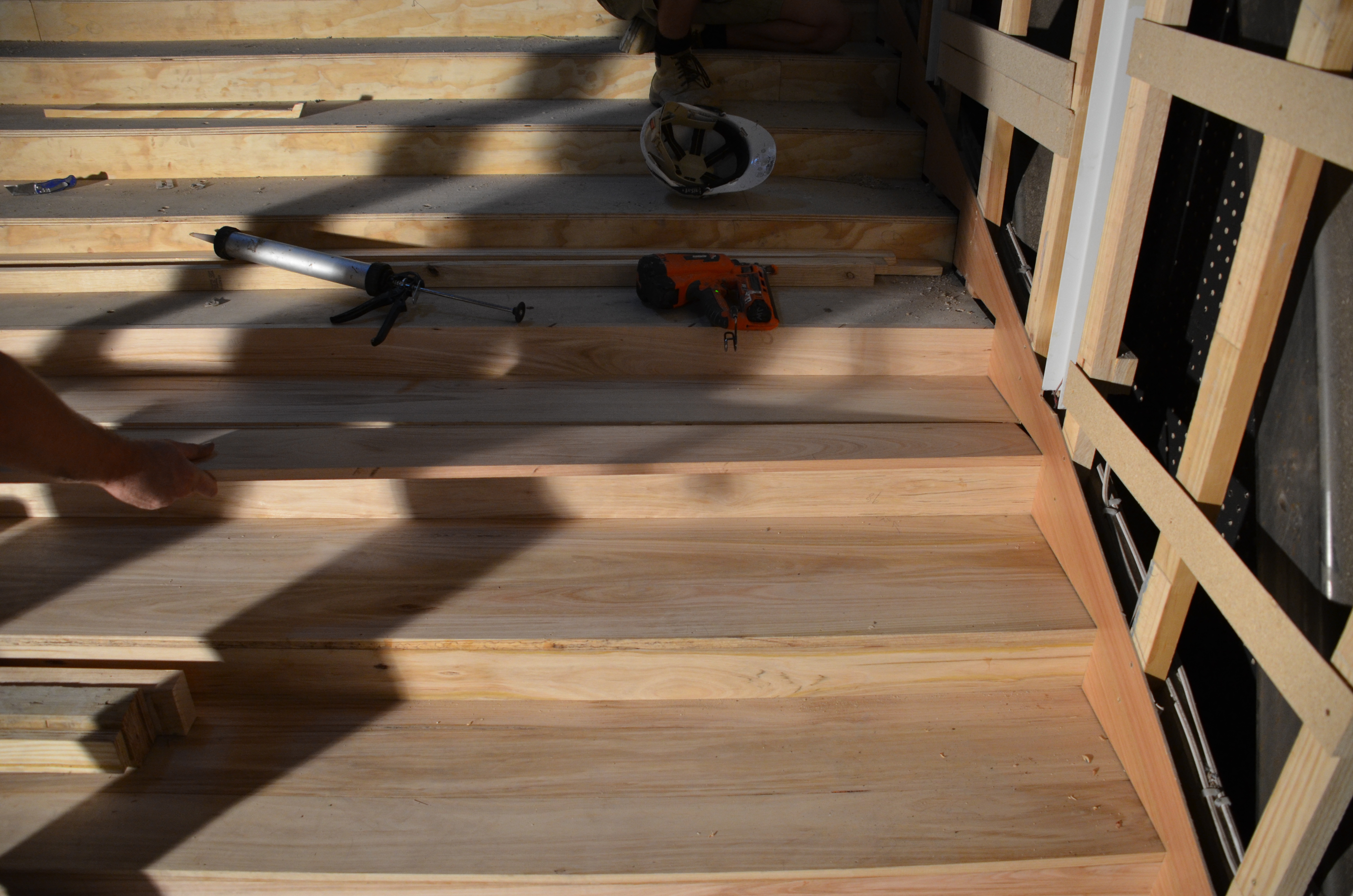 https://archive.abp.unimelb.edu.au/objects/images/Construction/Images/Stair finishes & linings/Y stairs/DSC_7724.JPG