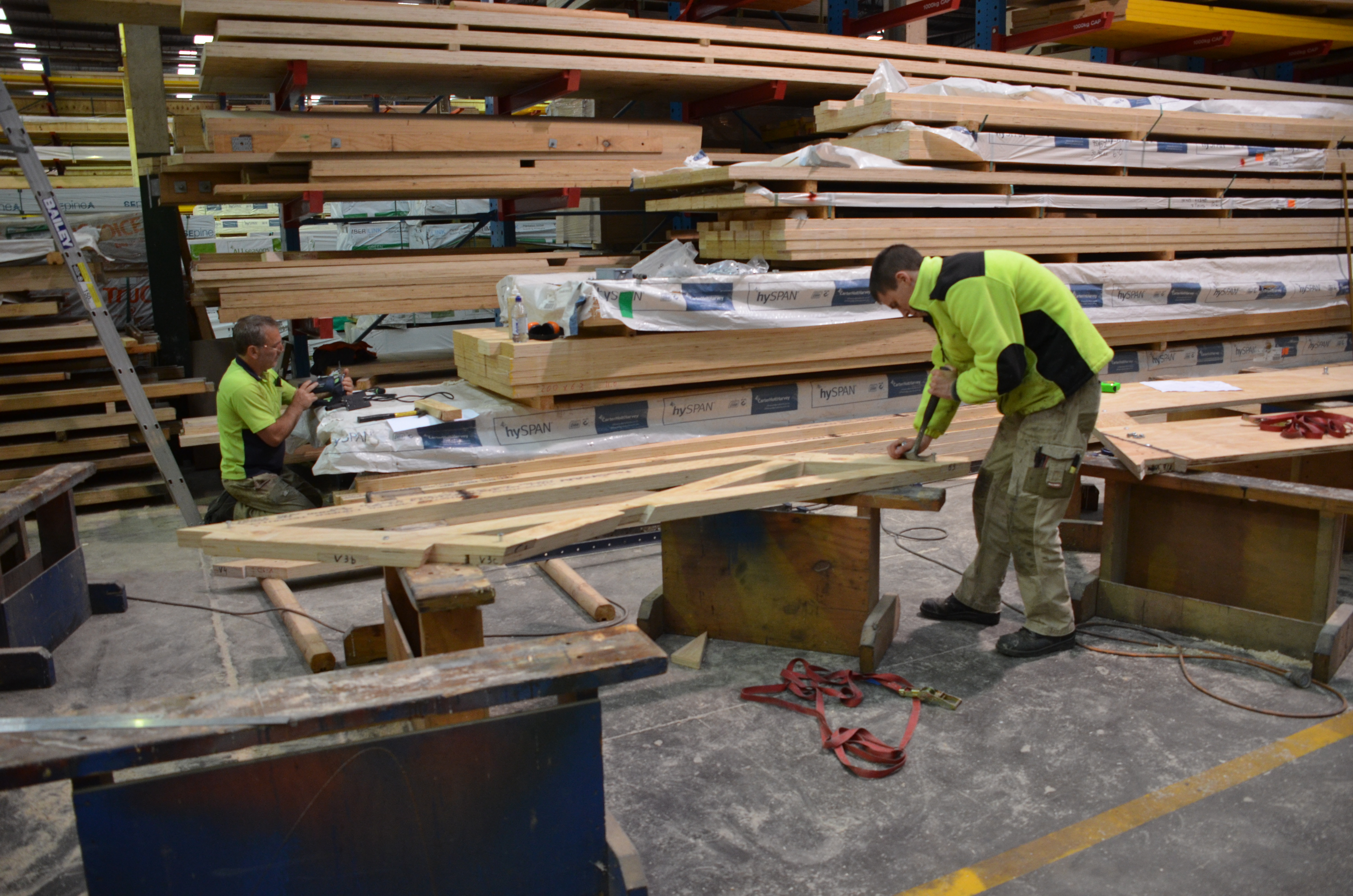 https://archive.abp.unimelb.edu.au/objects/images/Construction/Images/LVL roof beams & coffers/Manufacture by Timberbuilt/DSC_4204.JPG https://archive.abp.unimelb.edu.au/objects/images/Construction/Images/LVL roof beams & coffers/Manufacture by Timberbuilt/DSC_4204.JPG