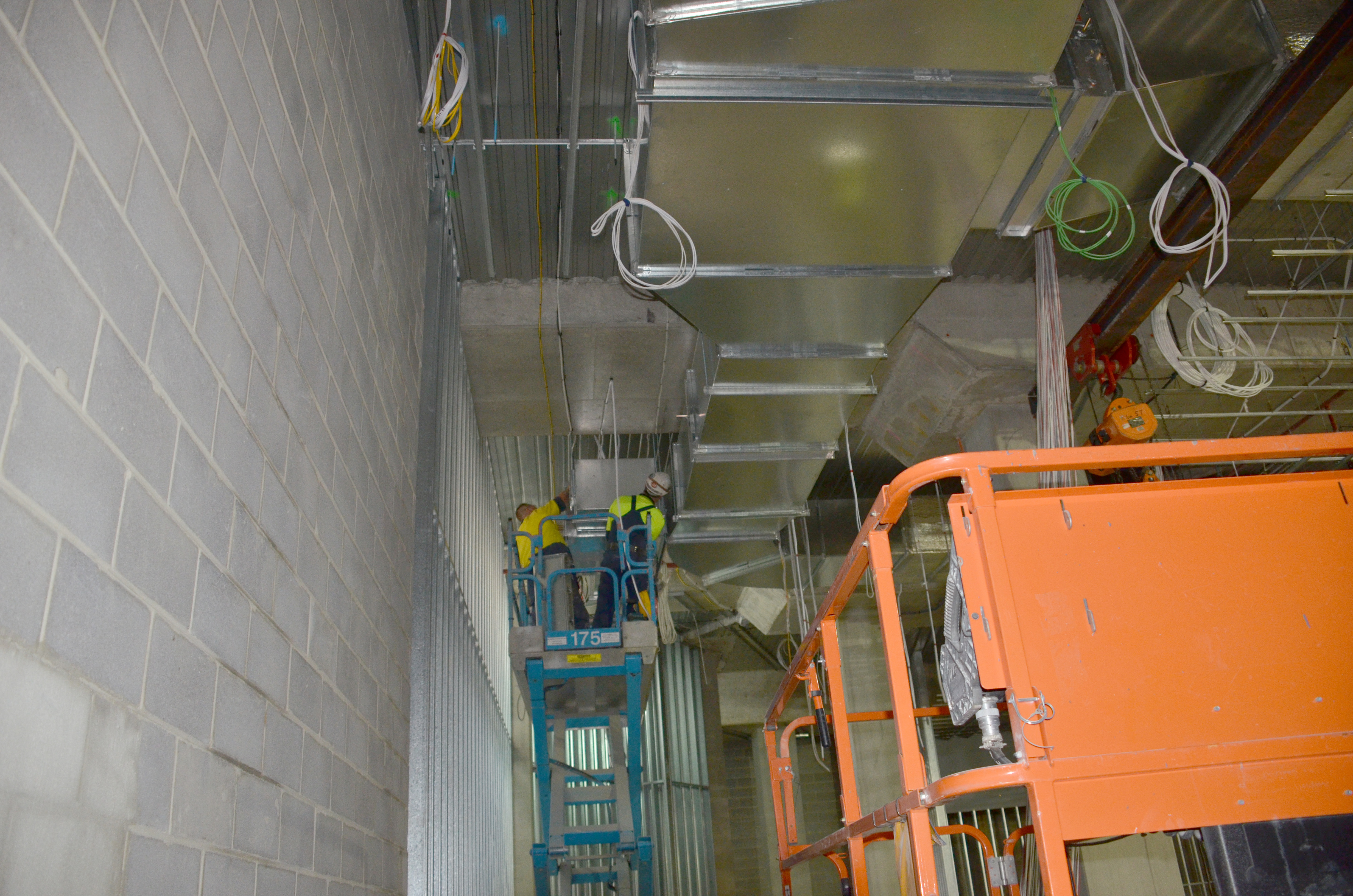 https://archive.abp.unimelb.edu.au/objects/images/Construction/Images/Services/Mechanical/Level 1-5/DSC_4432.JPG