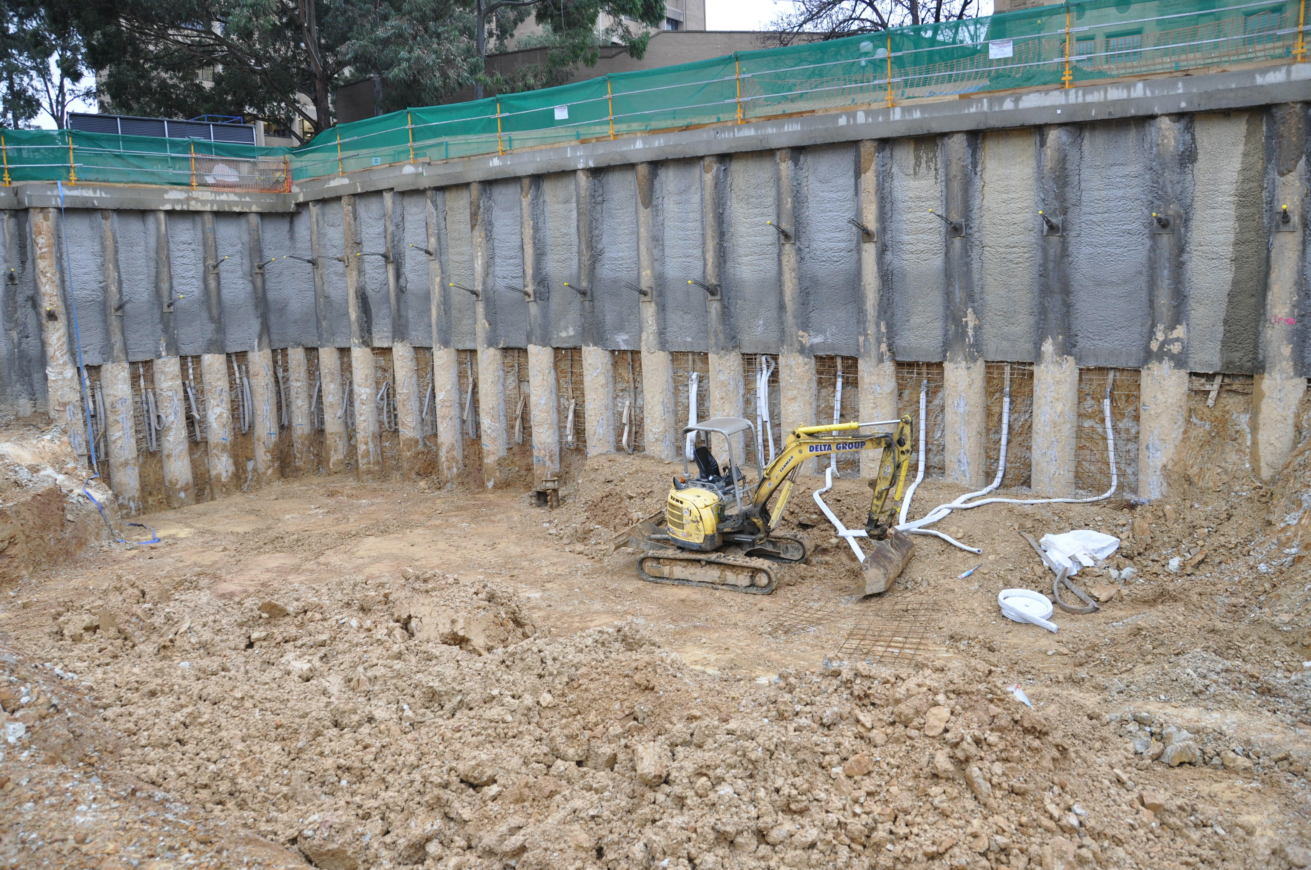 https://archive.abp.unimelb.edu.au/objects/images/Construction/Images/Basement/Detail & footing excavation/DSC_0174.JPG
