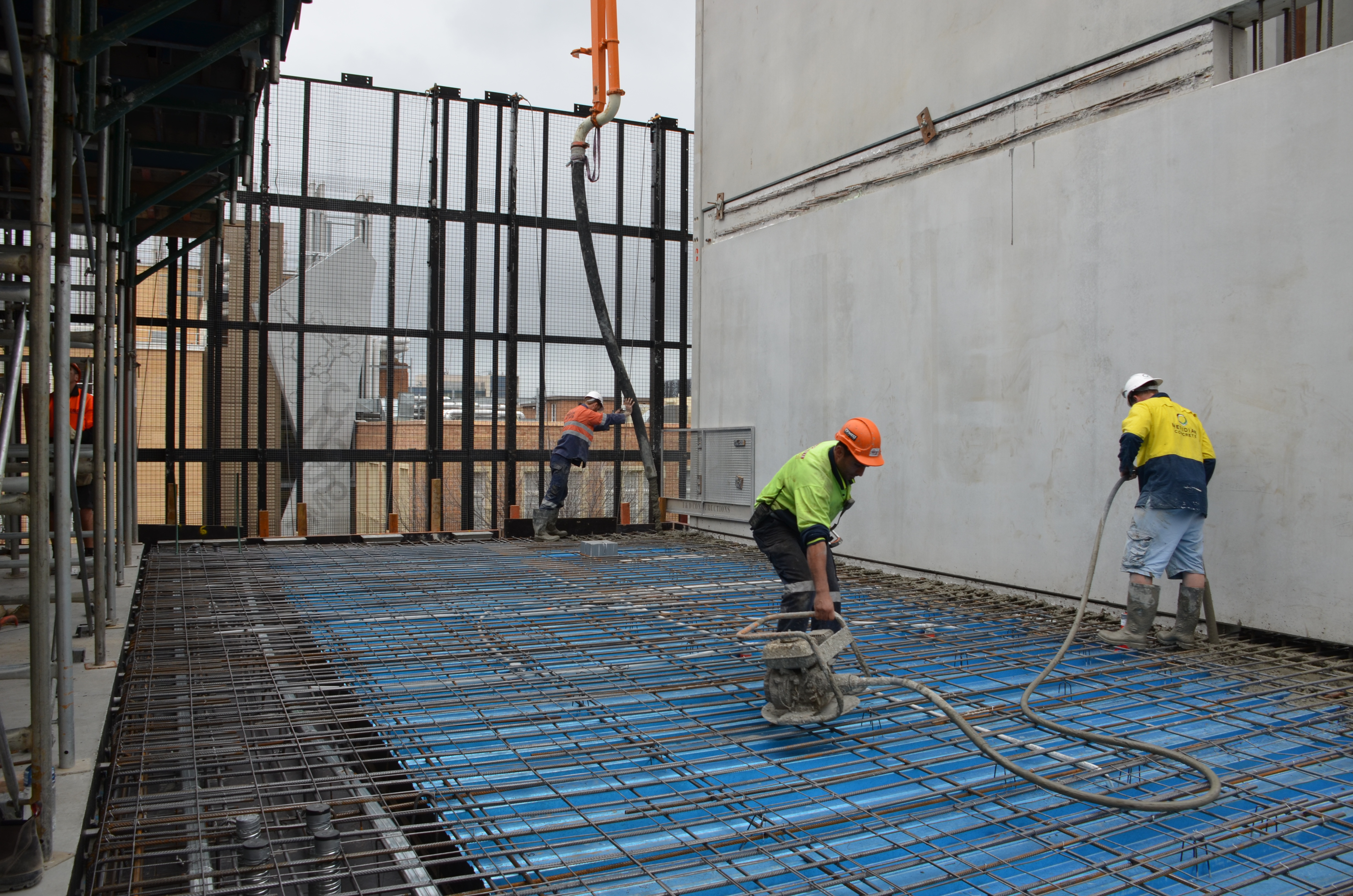 https://archive.abp.unimelb.edu.au/objects/images/Construction/Images/Concrete suspended slabs and beams/Levels 1-5 & formwork/DSC_2618.JPG https://archive.abp.unimelb.edu.au/objects/images/Construction/Images/Concrete suspended slabs and beams/Levels 1-5 & formwork/DSC_2618.JPG
