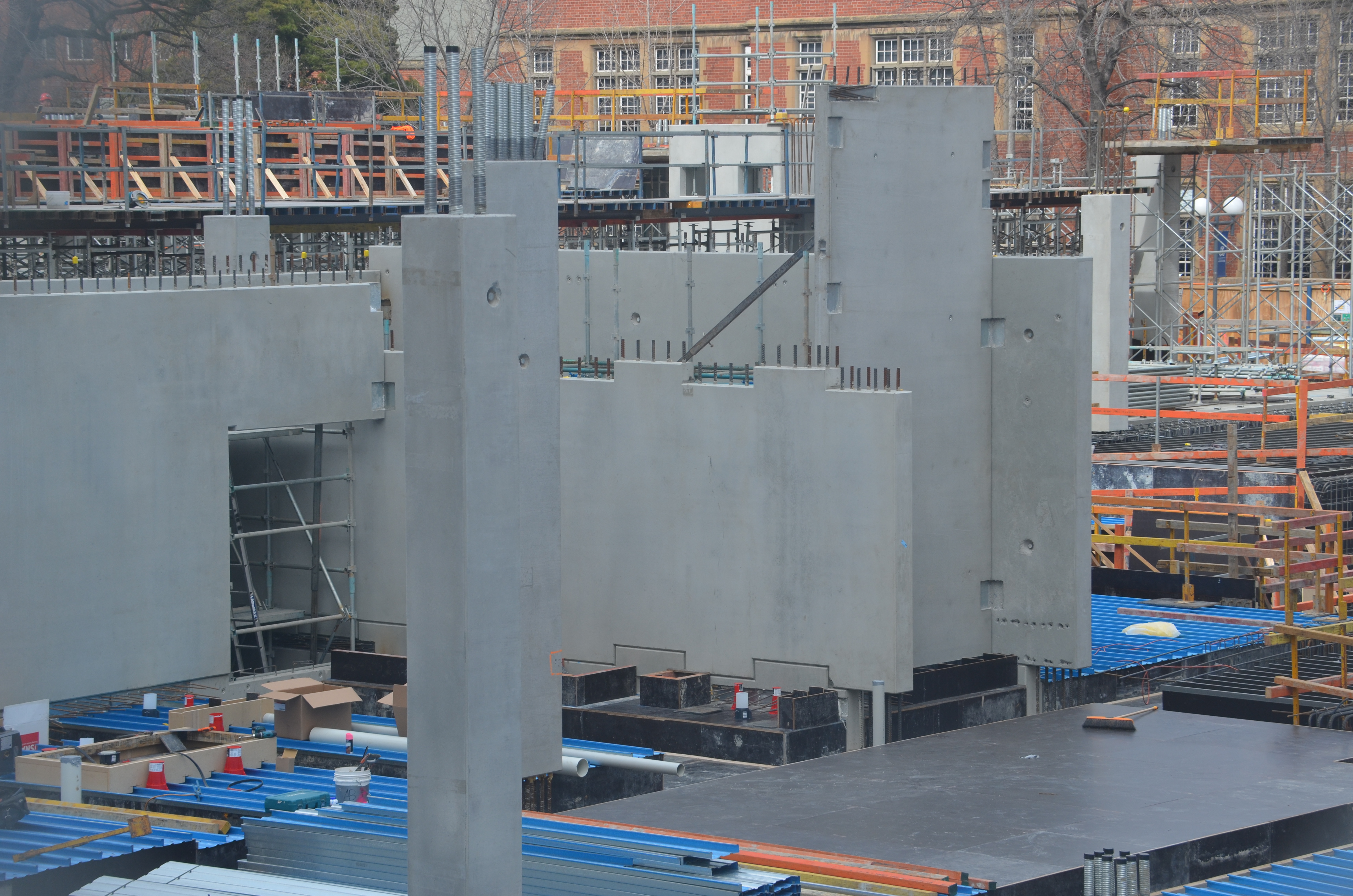 https://archive.abp.unimelb.edu.au/objects/images/Construction/Images/Precast structural concrete walls and columns/Level 1/DSC_1415.JPG https://archive.abp.unimelb.edu.au/objects/images/Construction/Images/Precast structural concrete walls and columns/Level 1/DSC_1415.JPG