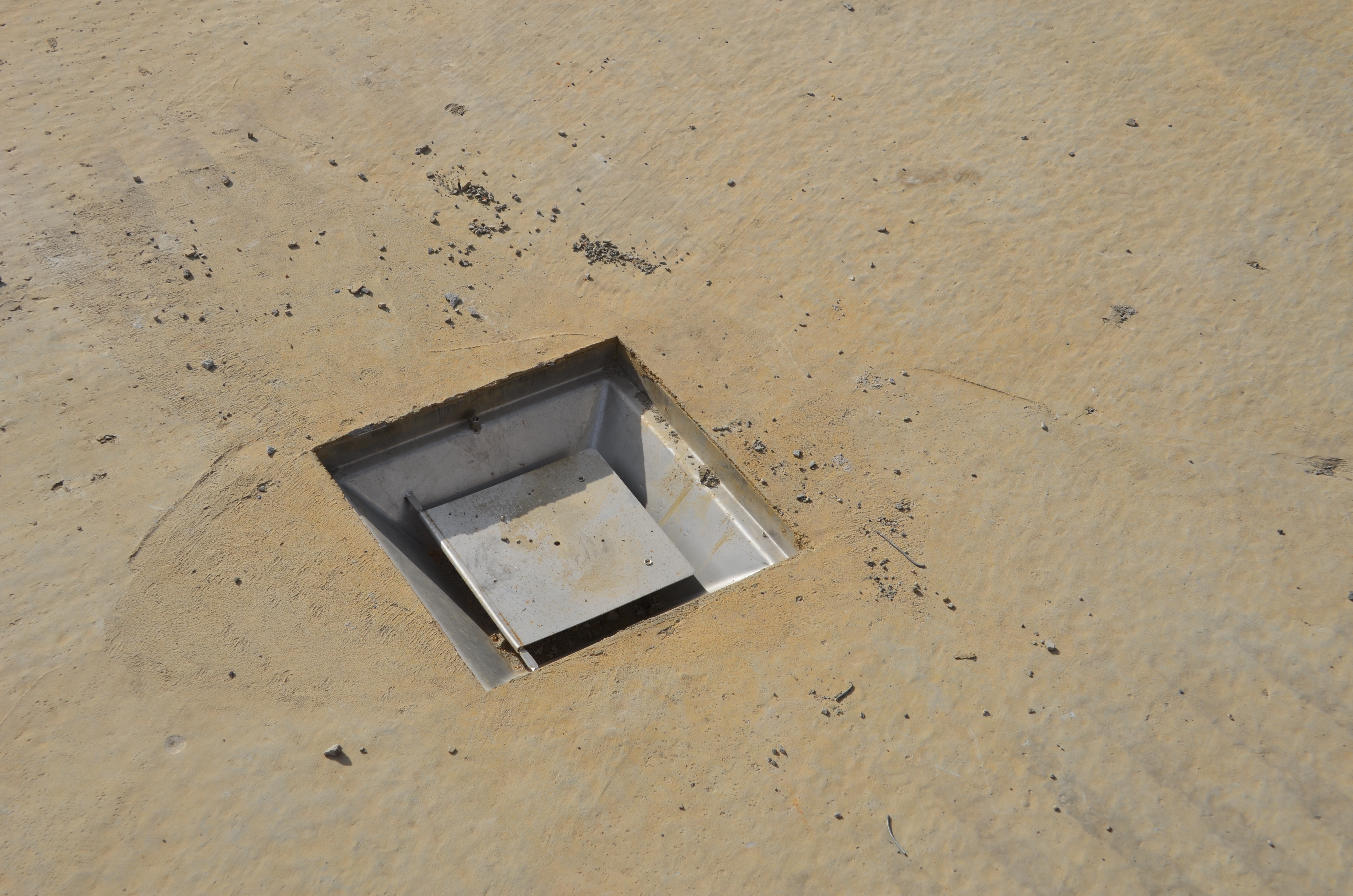 https://archive.abp.unimelb.edu.au/objects/images/Construction/Images/Roof/Drainage and tanking/DSC_5075.JPG https://archive.abp.unimelb.edu.au/objects/images/Construction/Images/Roof/Drainage and tanking/DSC_5075.JPG