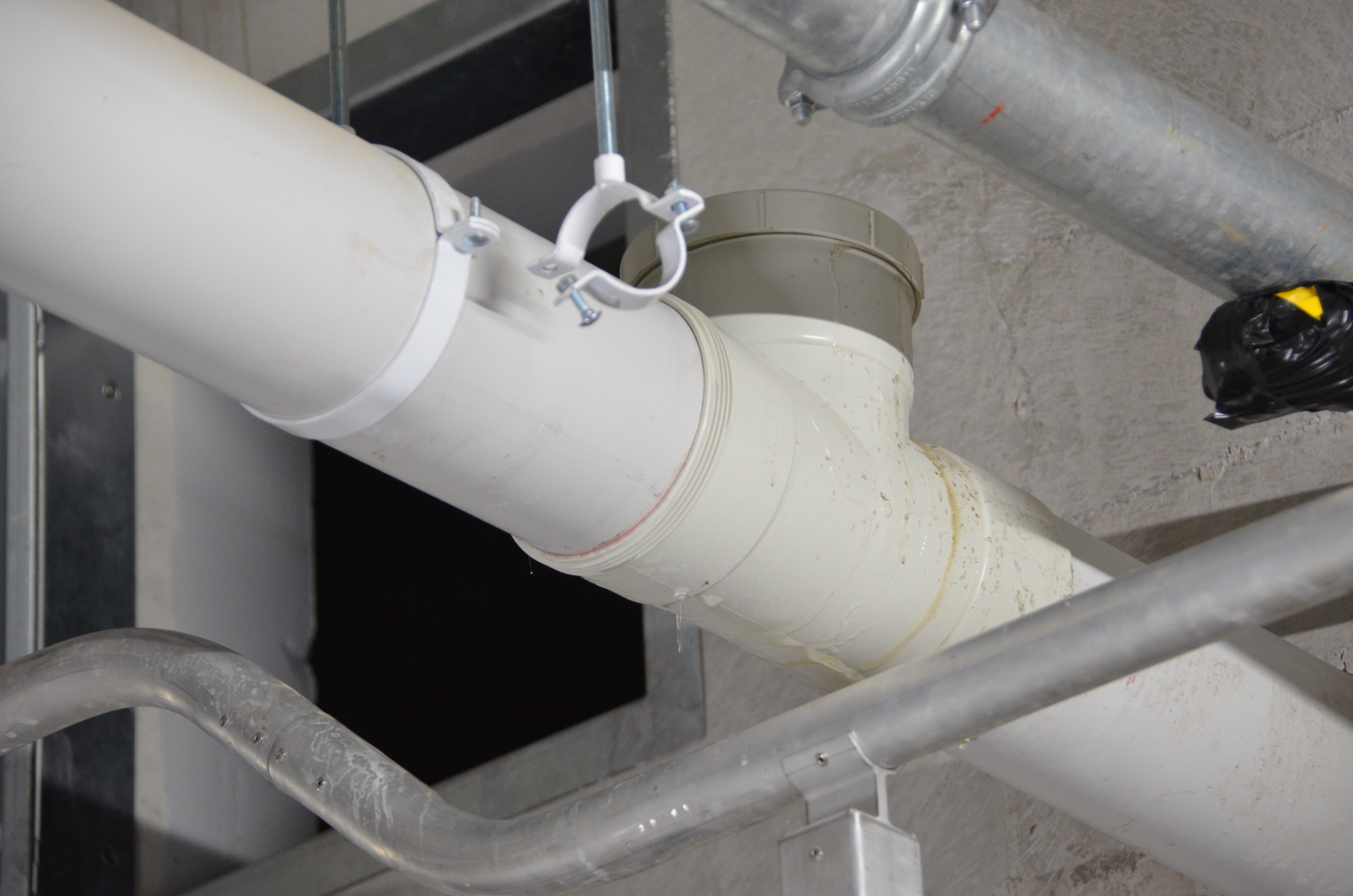 https://archive.abp.unimelb.edu.au/objects/images/Construction/Images/Water storage tank & pump room/DSD_0466.JPG https://archive.abp.unimelb.edu.au/objects/images/Construction/Images/Water storage tank & pump room/DSD_0466.JPG