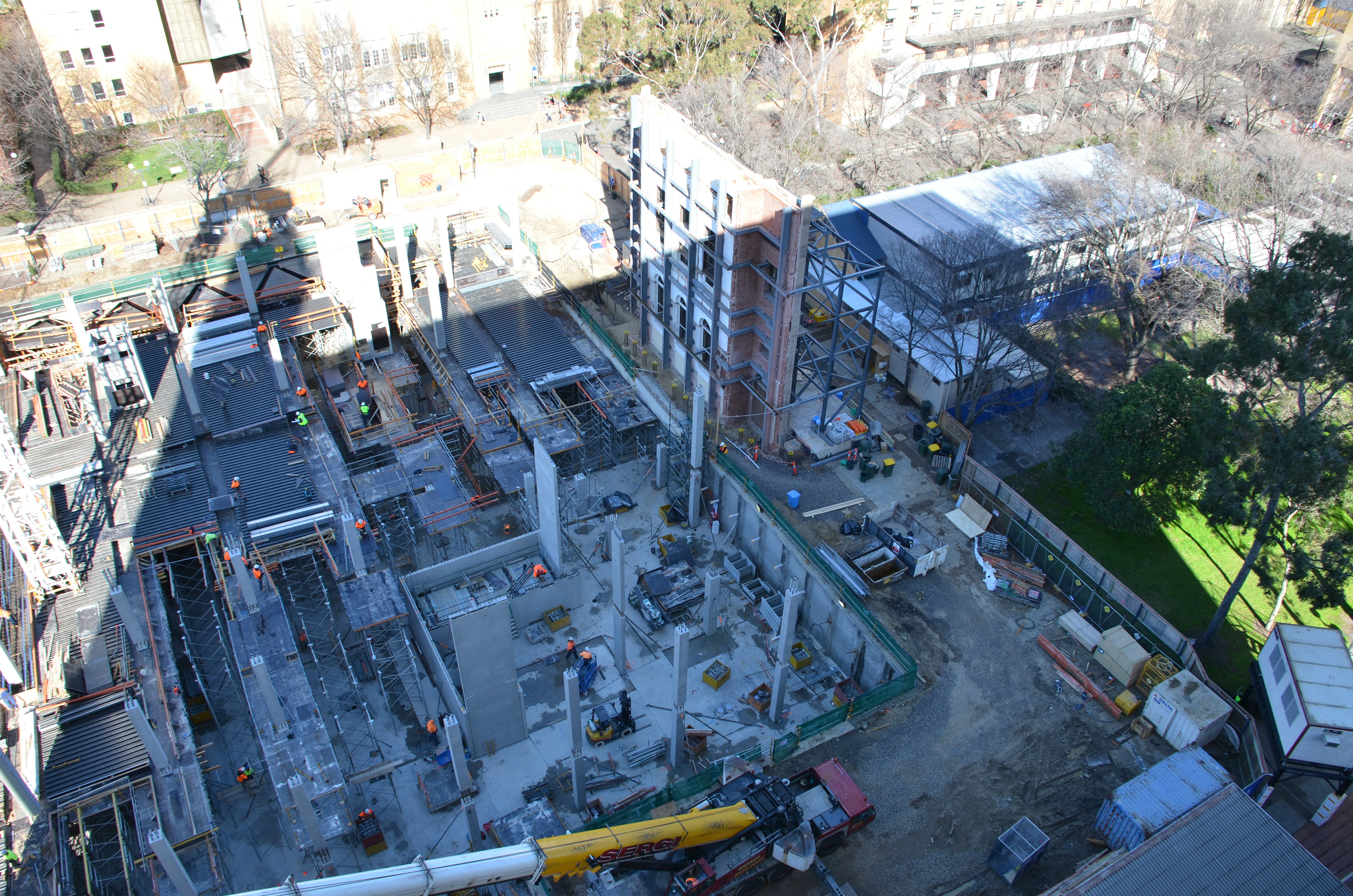 https://archive.abp.unimelb.edu.au/objects/images/Construction/Images/Concrete suspended slabs and beams/Ground level & formwork/DSC_1204.JPG https://archive.abp.unimelb.edu.au/objects/images/Construction/Images/Concrete suspended slabs and beams/Ground level & formwork/DSC_1204.JPG