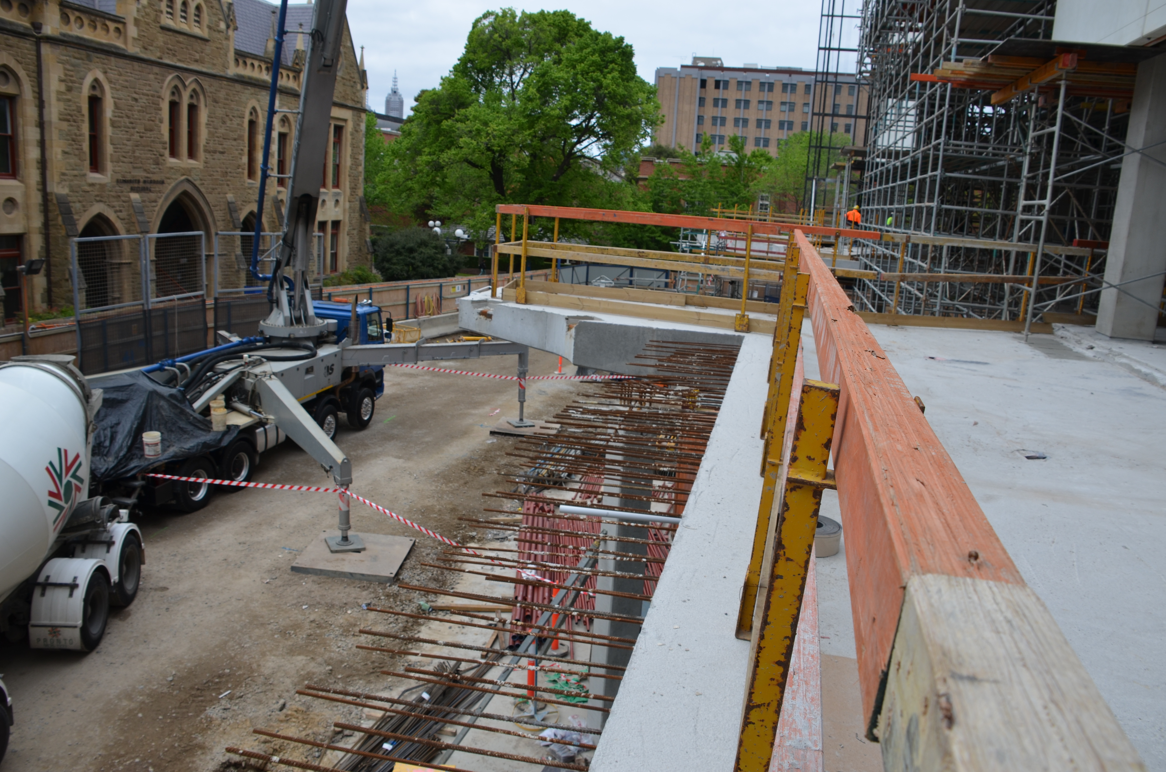 https://archive.abp.unimelb.edu.au/objects/images/Construction/Images/Plant and Equipment/Concrete pumps/DSC_3248.JPG
