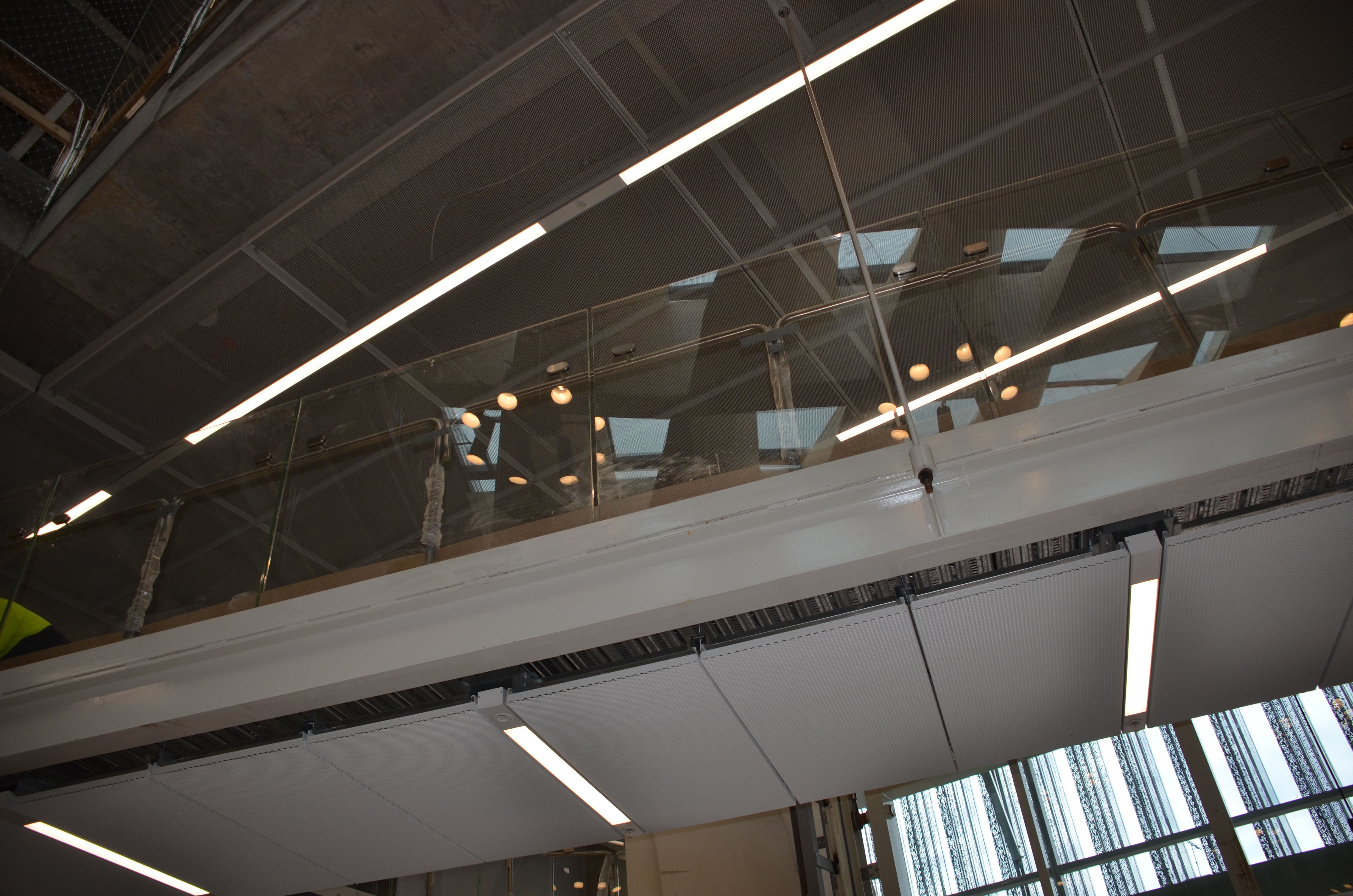 https://archive.abp.unimelb.edu.au/objects/images/Construction/Images/Stairs, walkways and balustrades/Glazed balustrades/DSC_9053.JPG