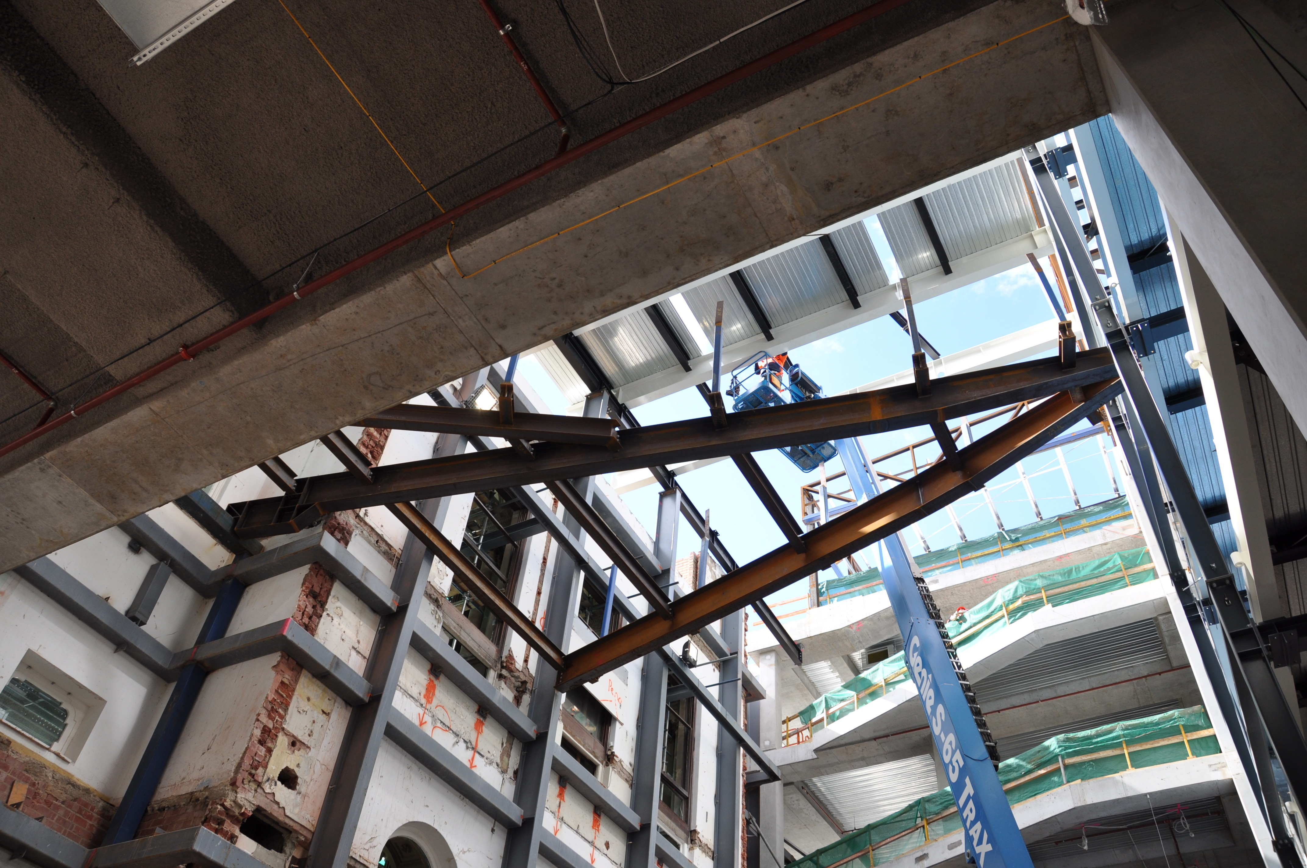 https://archive.abp.unimelb.edu.au/objects/images/Construction/Images/Structural steel/Jungle jim/DSC_4102.JPG https://archive.abp.unimelb.edu.au/objects/images/Construction/Images/Structural steel/Jungle jim/DSC_4102.JPG