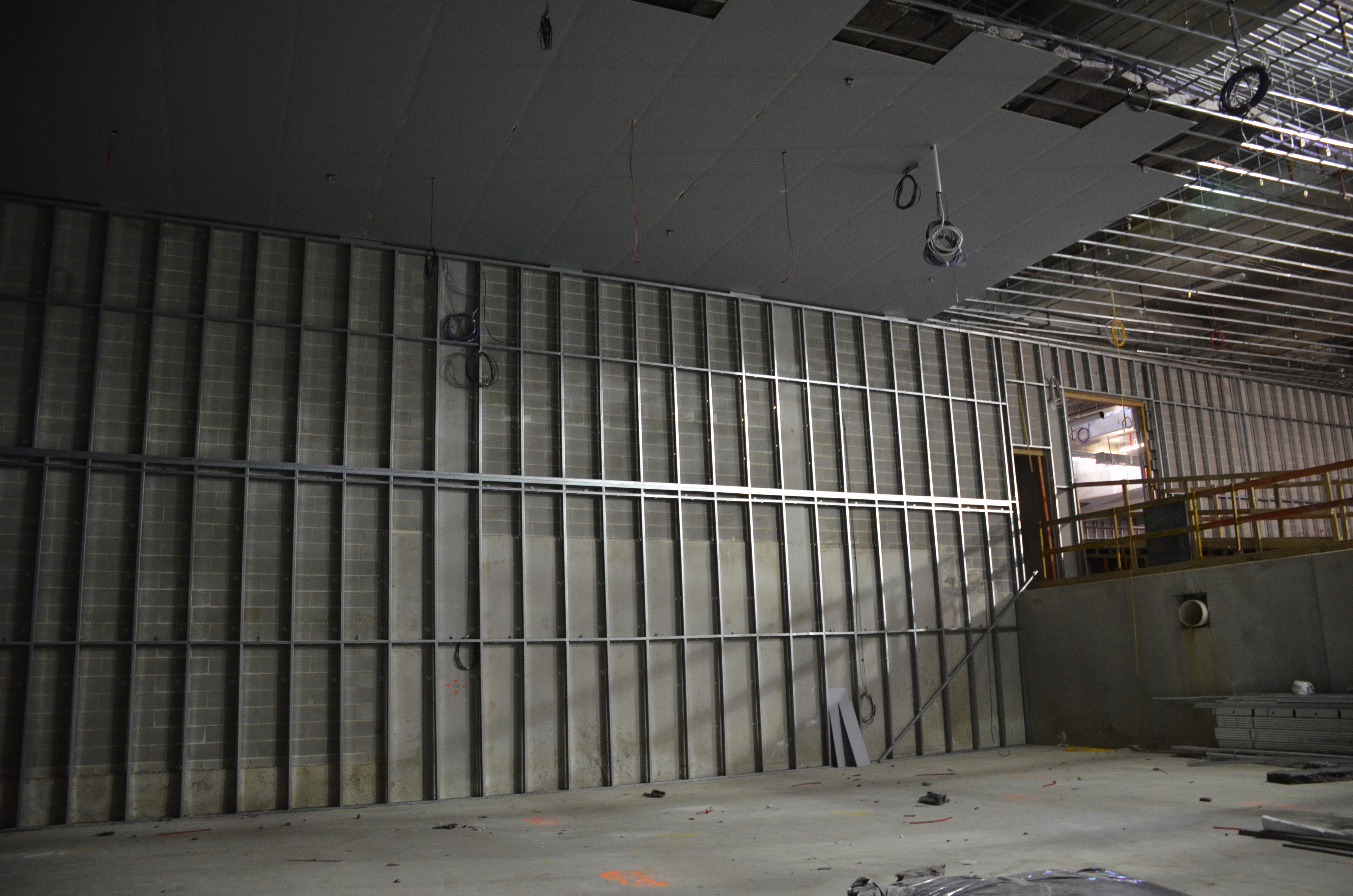 https://archive.abp.unimelb.edu.au/objects/images/Construction/Images/Walls/Main lecture theatre & foyer/DSC_4567.JPG