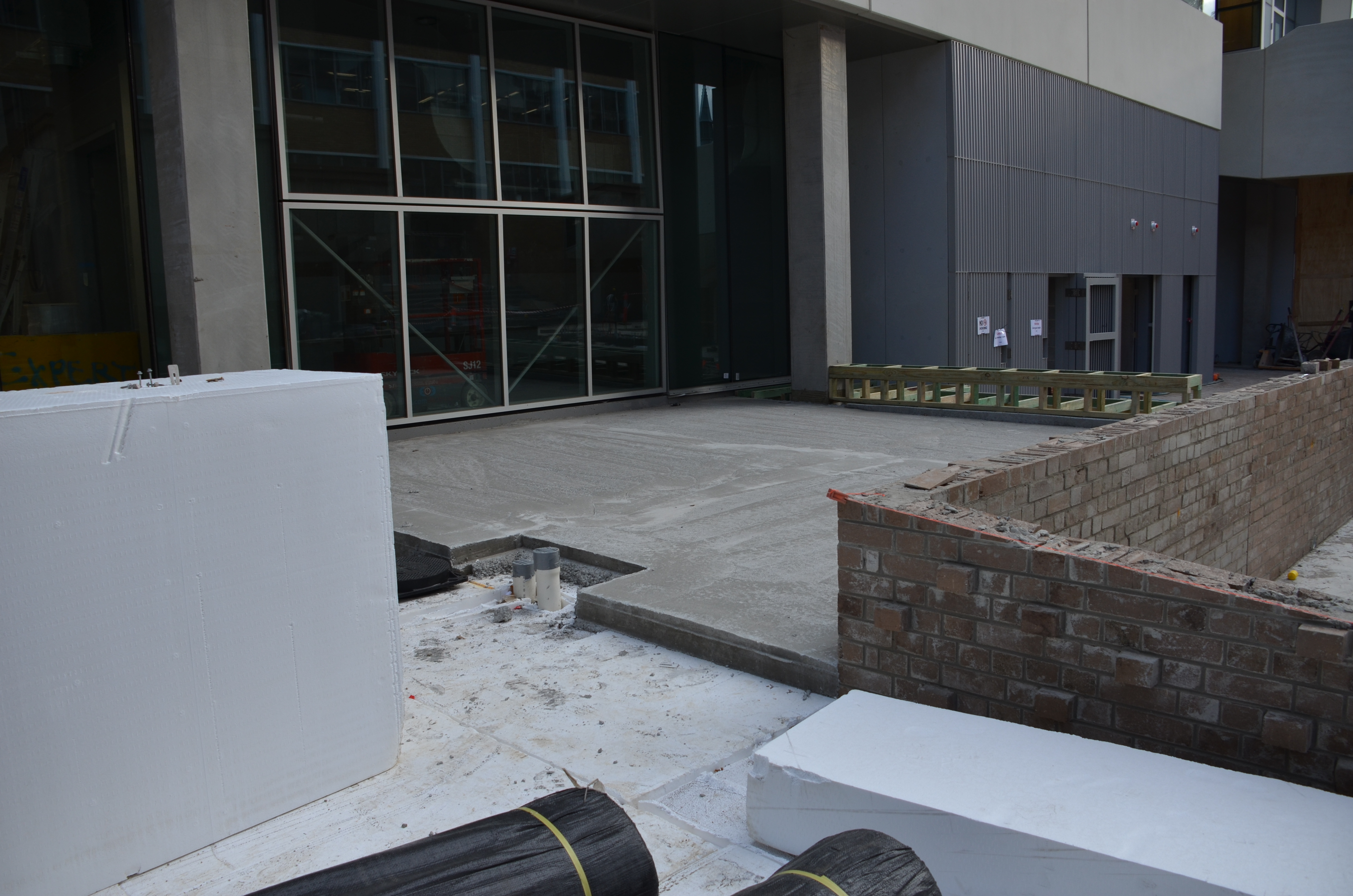 https://archive.abp.unimelb.edu.au/objects/images/Construction/Images/External Works/Polystyrene foam over plantroom north side/DSC_9091.JPG https://archive.abp.unimelb.edu.au/objects/images/Construction/Images/External Works/Polystyrene foam over plantroom north side/DSC_9091.JPG