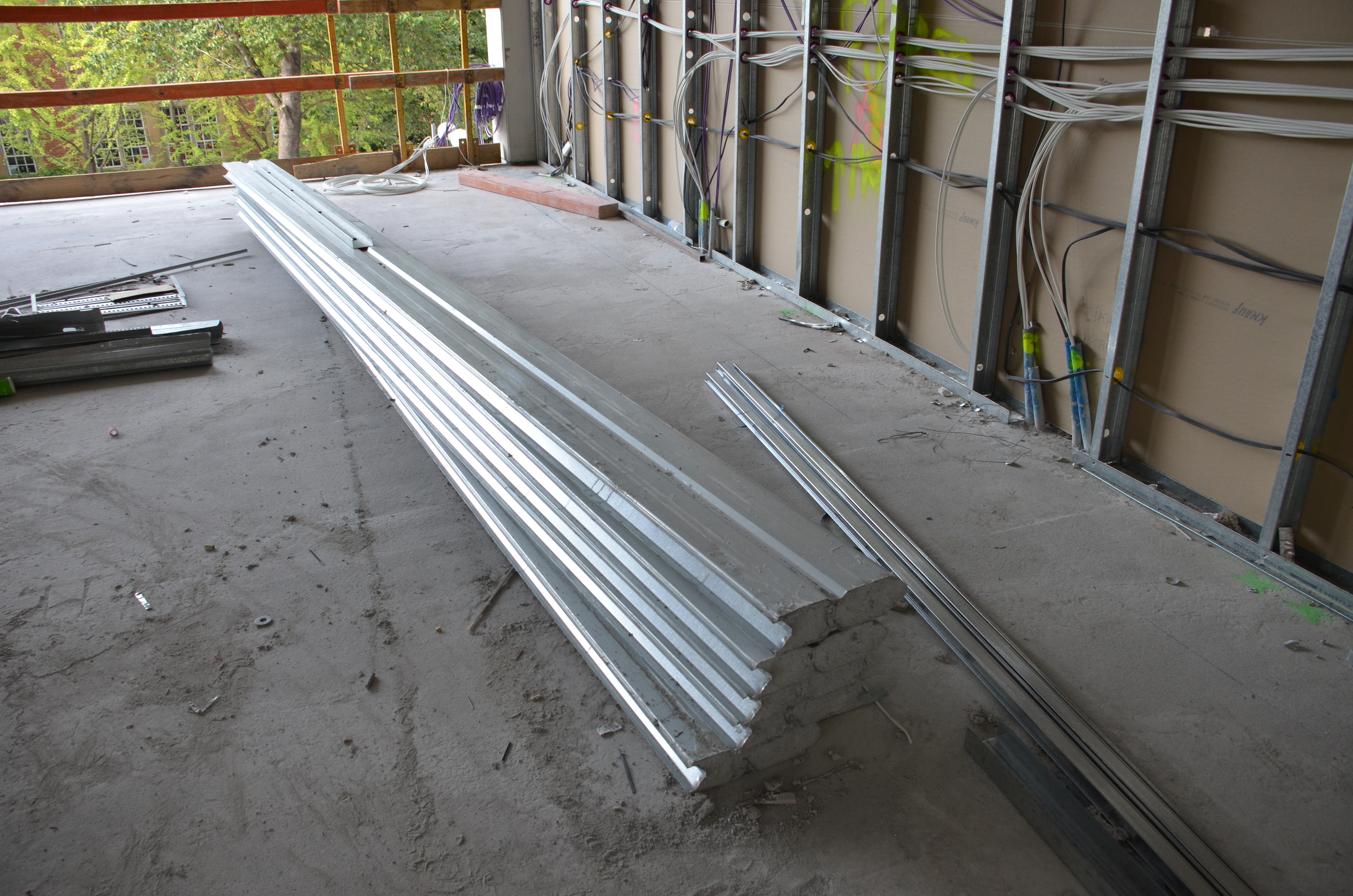 https://archive.abp.unimelb.edu.au/objects/images/Construction/Images/Services/Riser shafts/DSC_5089.JPG