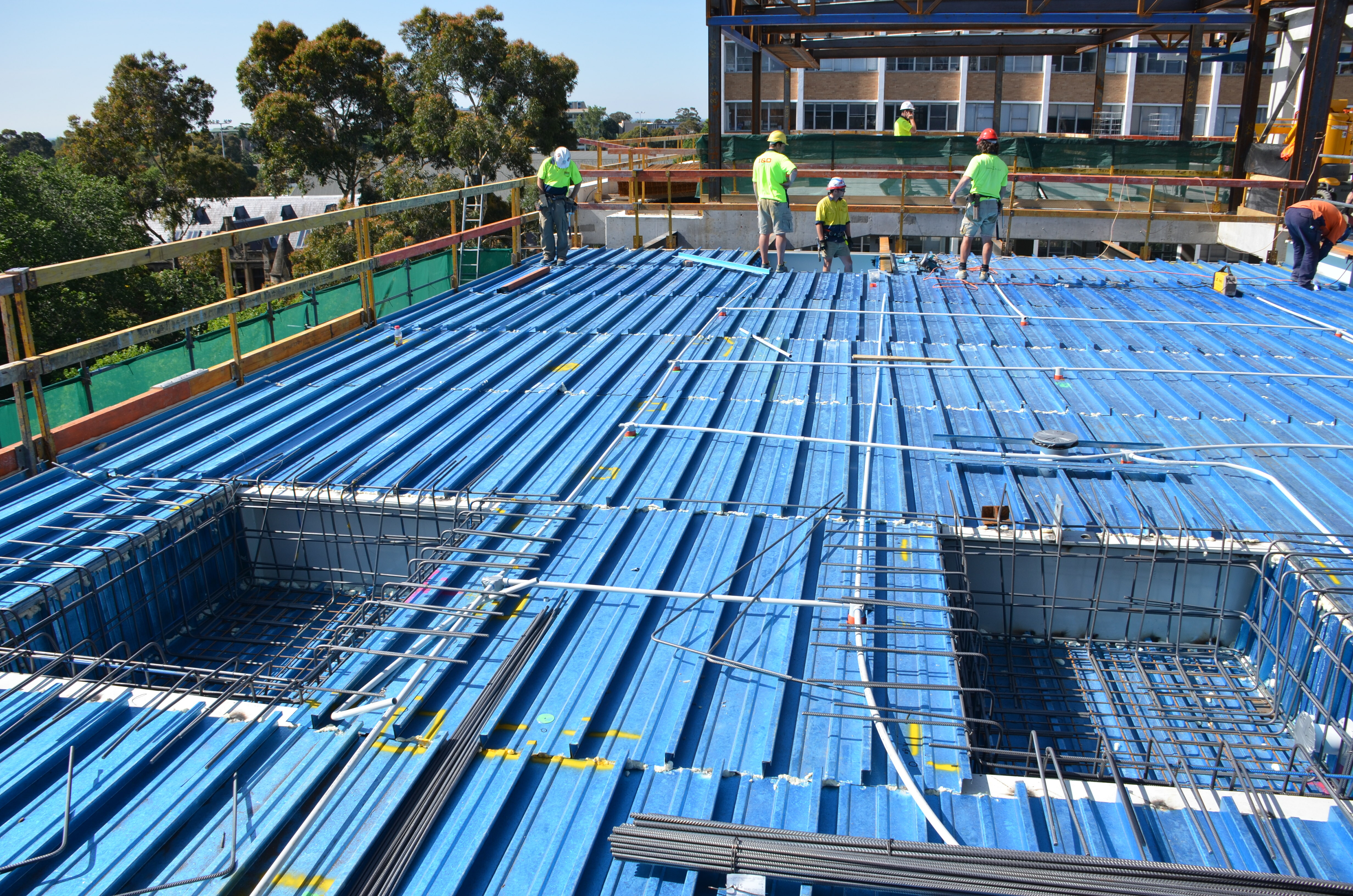 https://archive.abp.unimelb.edu.au/objects/images/Construction/Images/Structural steel/Jungle jim/DSC_4335.JPG
