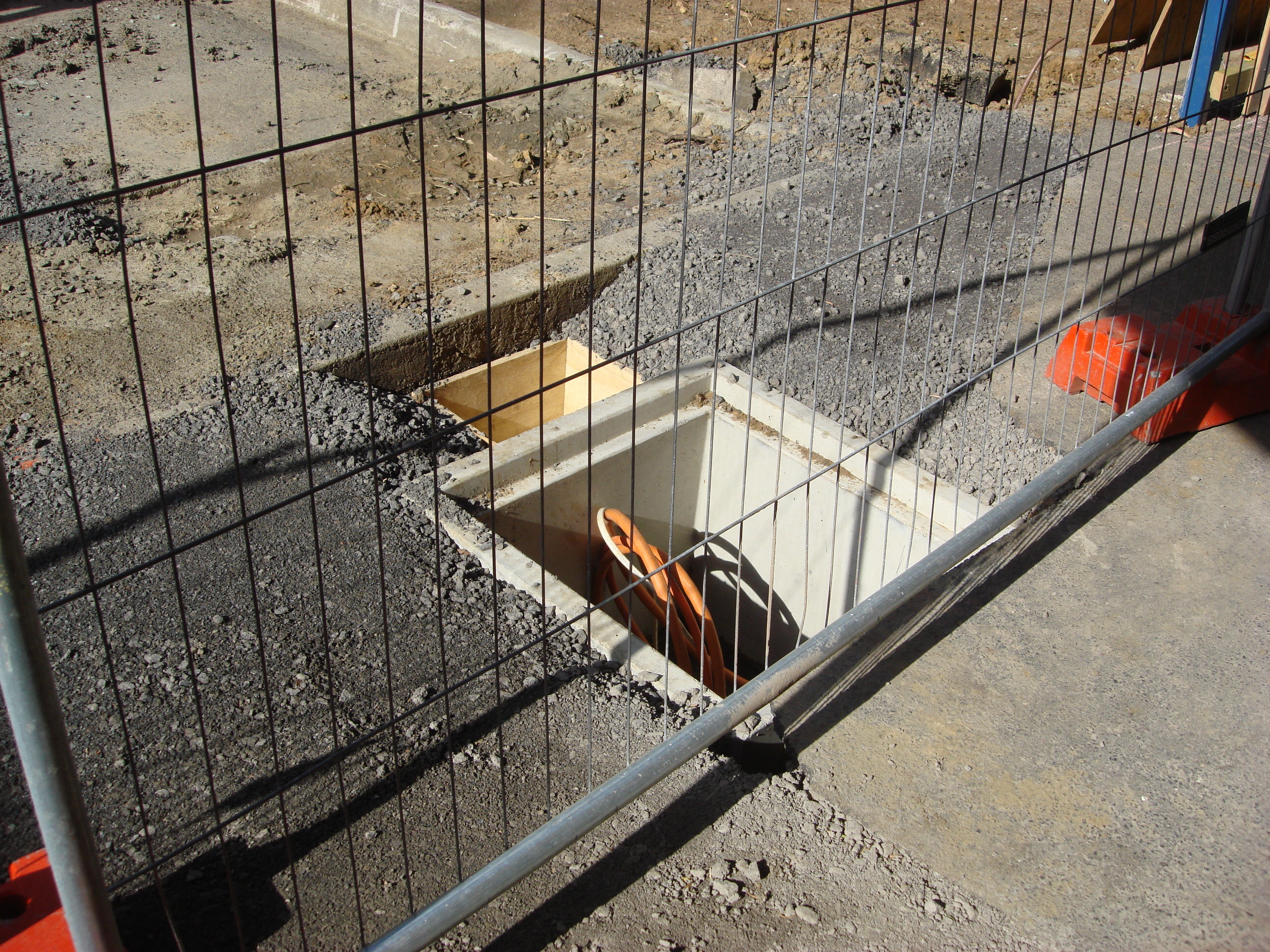 https://archive.abp.unimelb.edu.au/objects/images/Pre-construction/Enabling works/DSC07942.JPG https://archive.abp.unimelb.edu.au/objects/images/Pre-construction/Enabling works/DSC07942.JPG