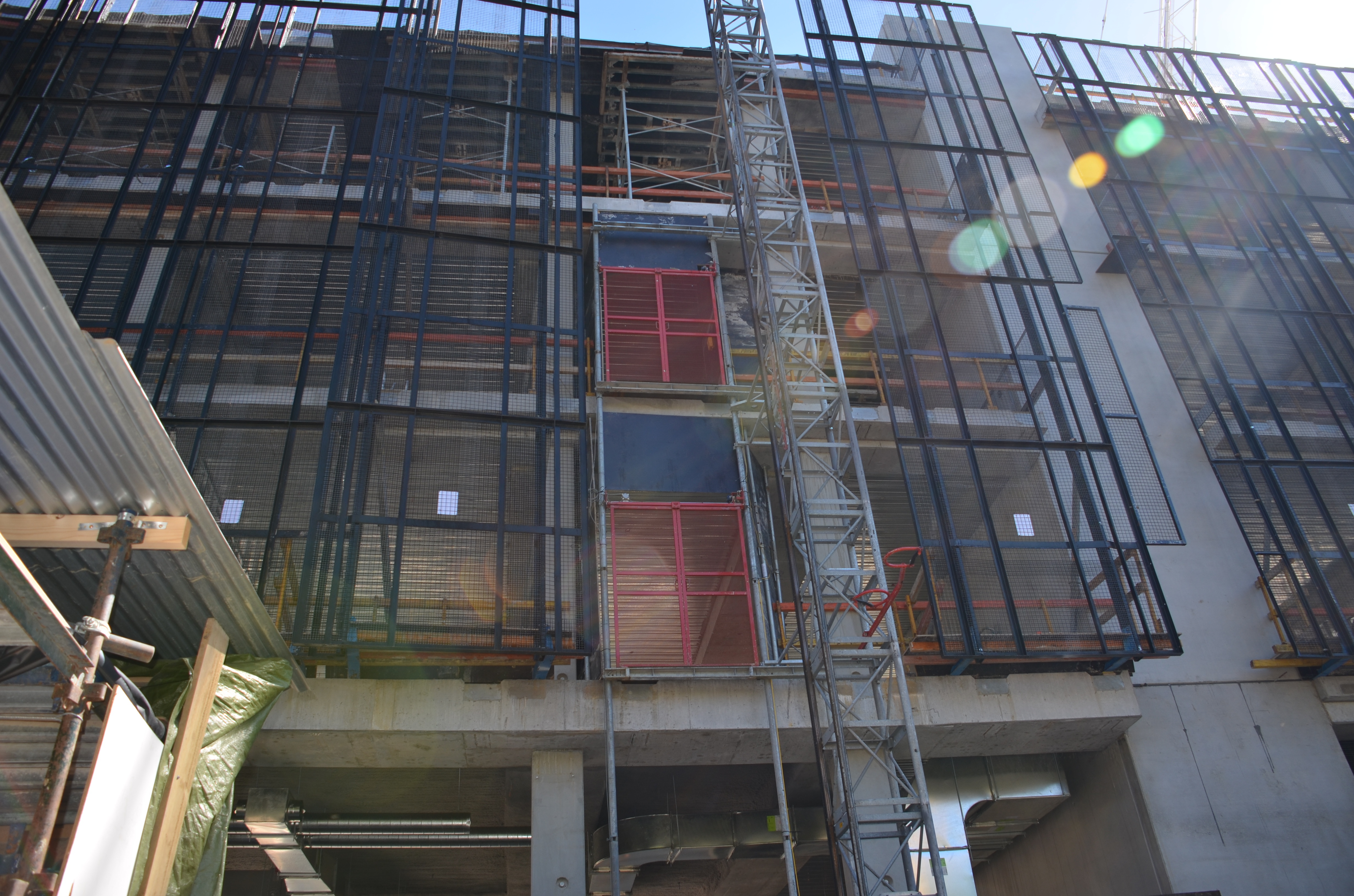 https://archive.abp.unimelb.edu.au/objects/images/Construction/Images/Plant and Equipment/Scanclimber hoist/DSC_3360.JPG https://archive.abp.unimelb.edu.au/objects/images/Construction/Images/Plant and Equipment/Scanclimber hoist/DSC_3360.JPG