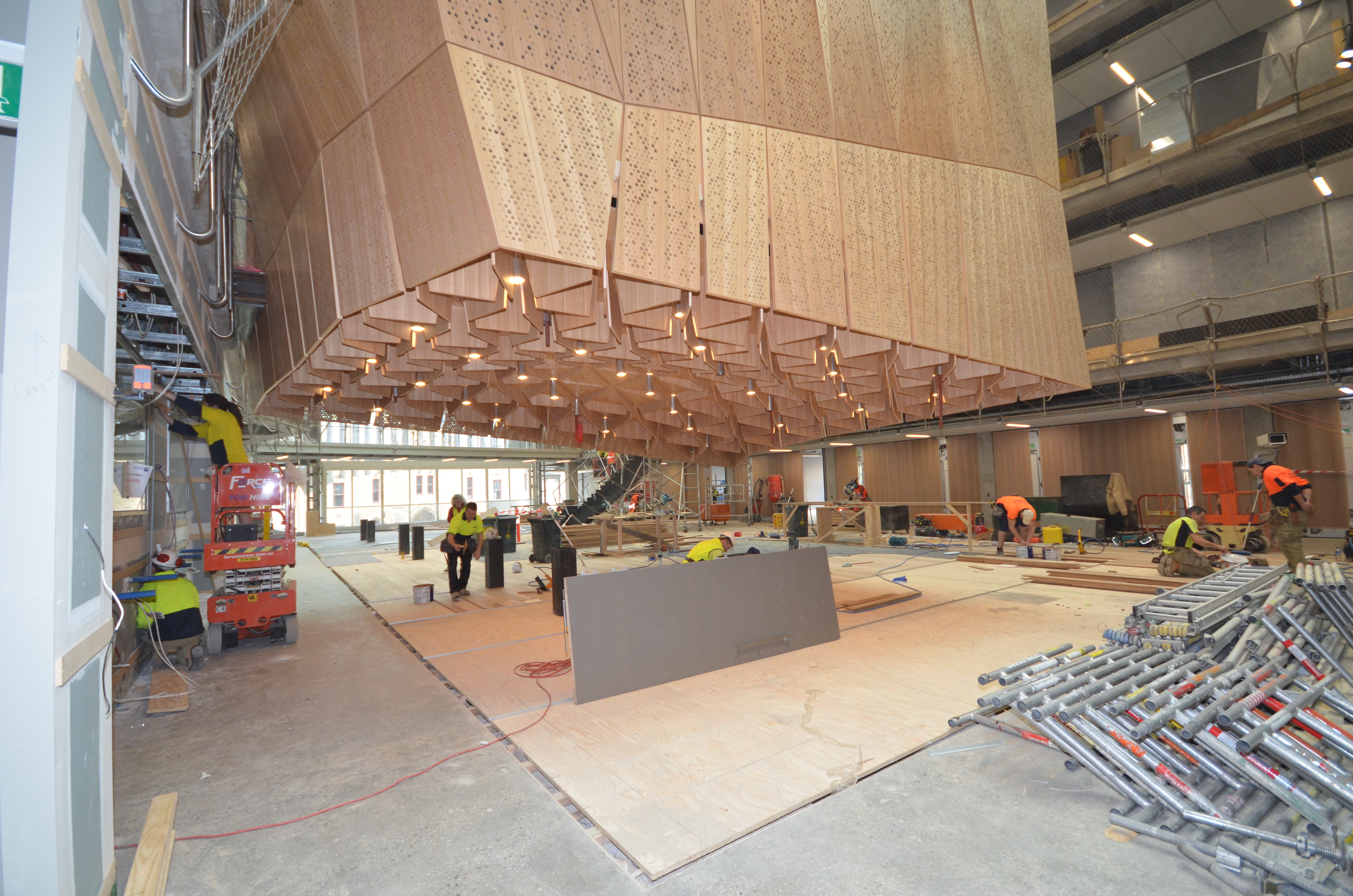 https://archive.abp.unimelb.edu.au/objects/images/Construction/Images/Services/Mechanical/Atrium floor plenum/DSC_9182.JPG https://archive.abp.unimelb.edu.au/objects/images/Construction/Images/Services/Mechanical/Atrium floor plenum/DSC_9182.JPG